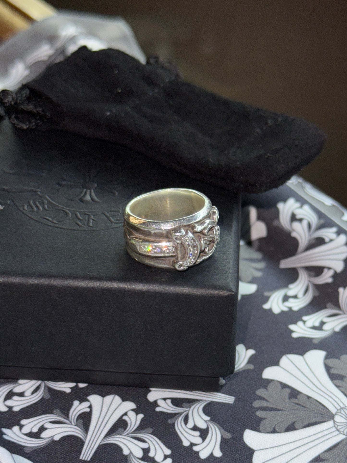 CHROME HEARTS DIAMOND DAGGER SILVER RING SIZE 6.5 (15.5 GRAMS)
