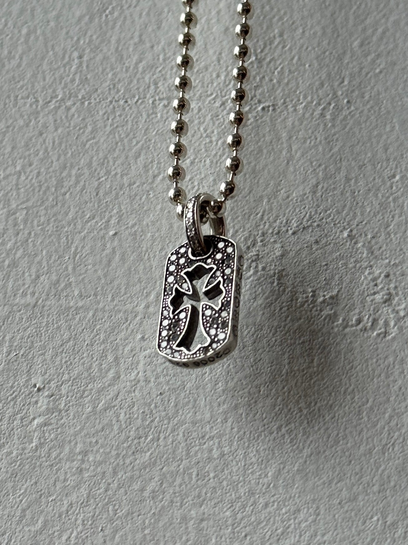 CHROME HEARTS DIAMOND CUT-OUT CROSS SILVER SMALL DOG TAG (2.2 GRAMS)