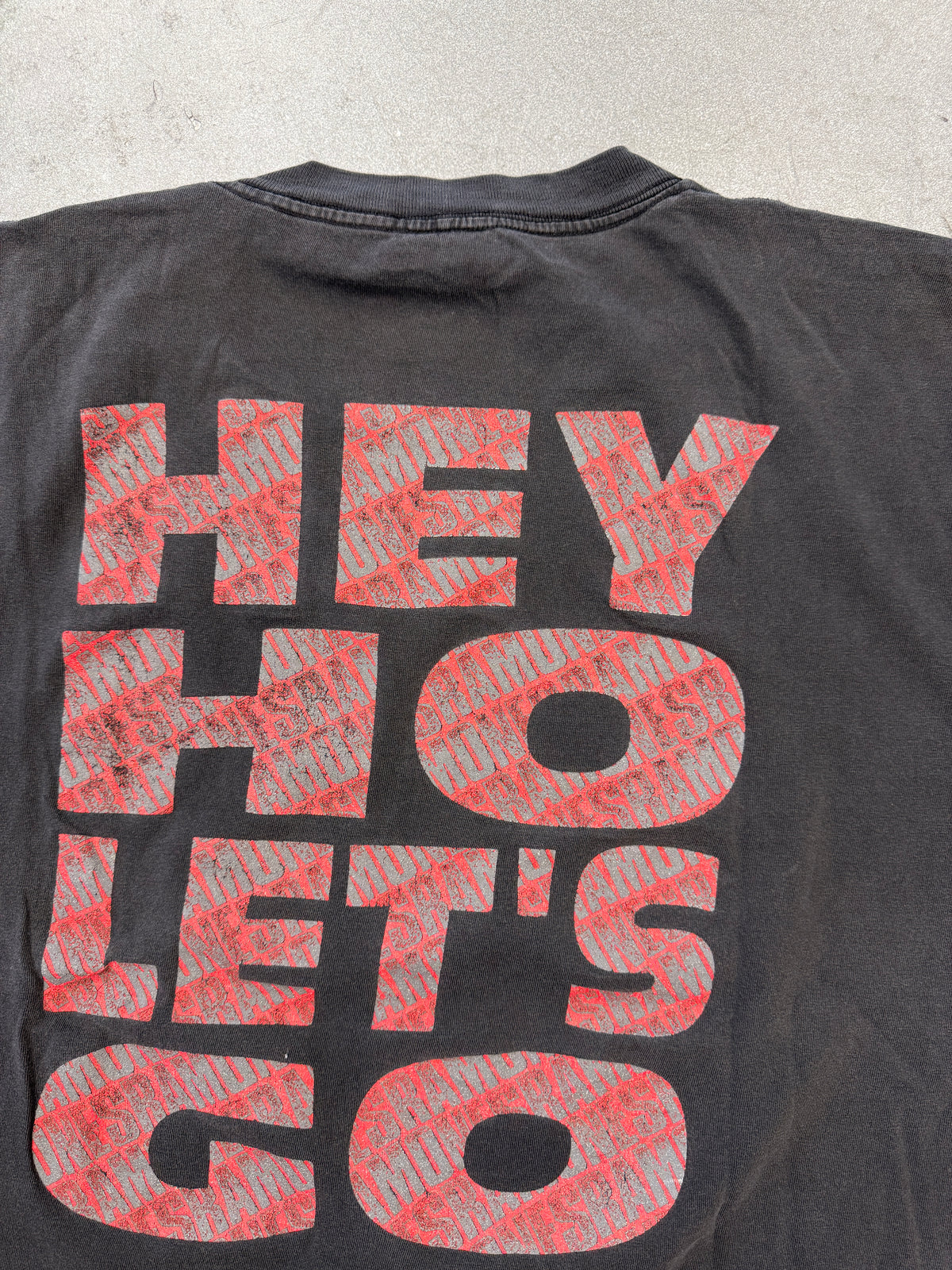 1997 RAMONES HEY HO LETS GO! TEE (WINTERLAND TAG)