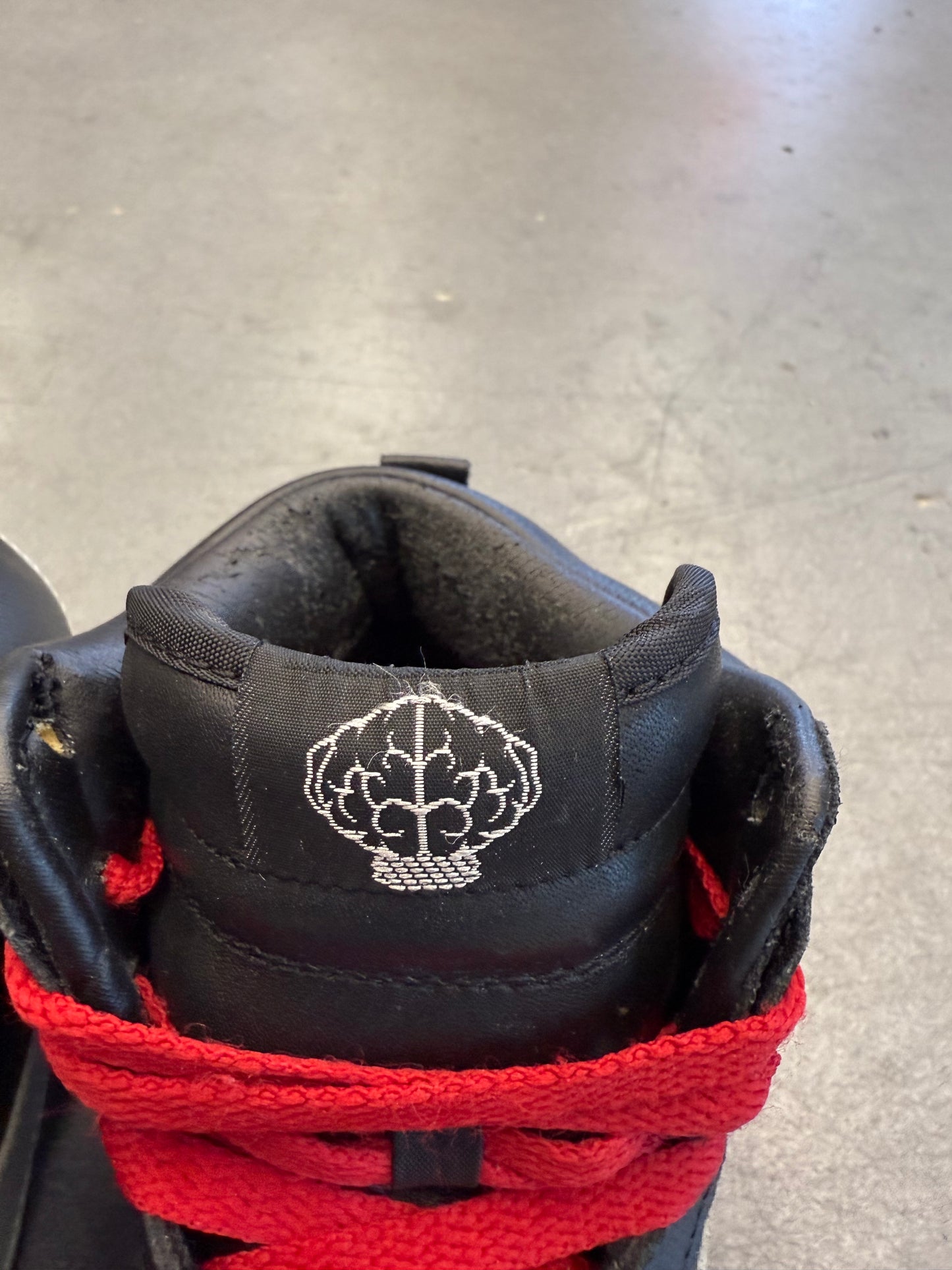 2004 SIZE 7.5 NIKE DUNK HIGH X PHARRELL WILLIAMS N.E.R.D. (PRE-OWNED WITH BOX)