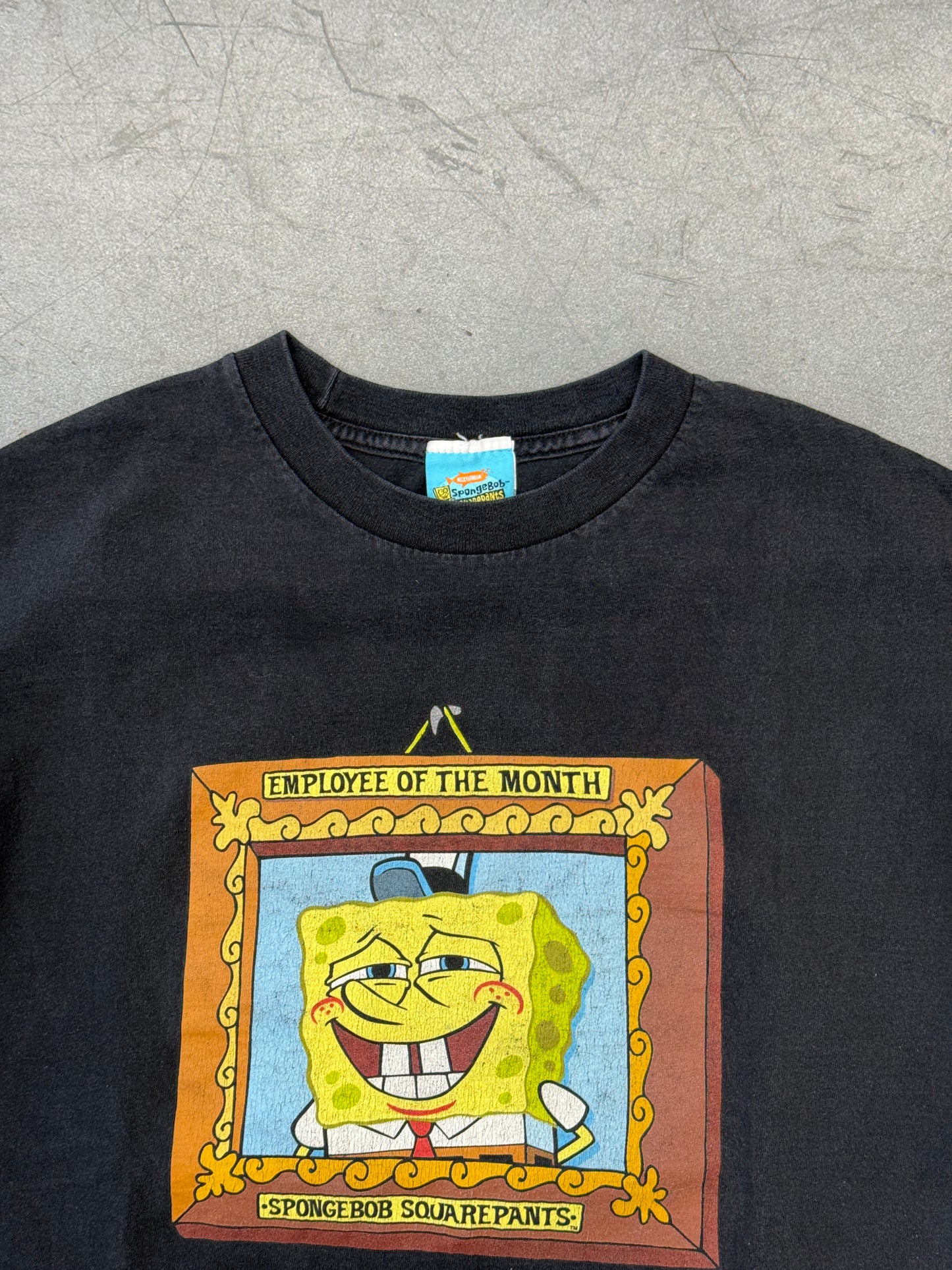 2001 SPONGEBOB SQUAREPANTS EMPLOYEE OF THE MONTH TEE (NICKELODEON TAG)