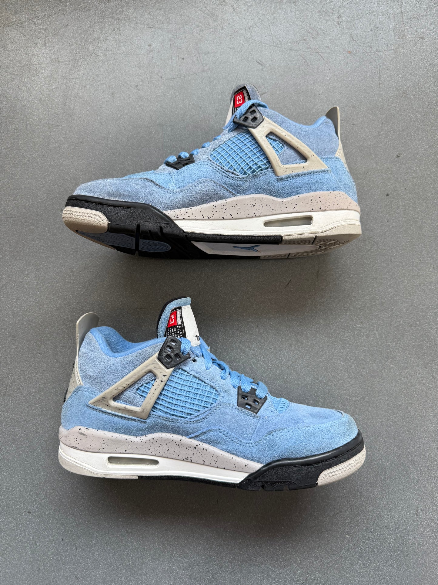 2021 SIZE 6Y JORDAN 4 RETRO UNIVERSITY BLUE (GS) (PRE-OWNED NO BOX)
