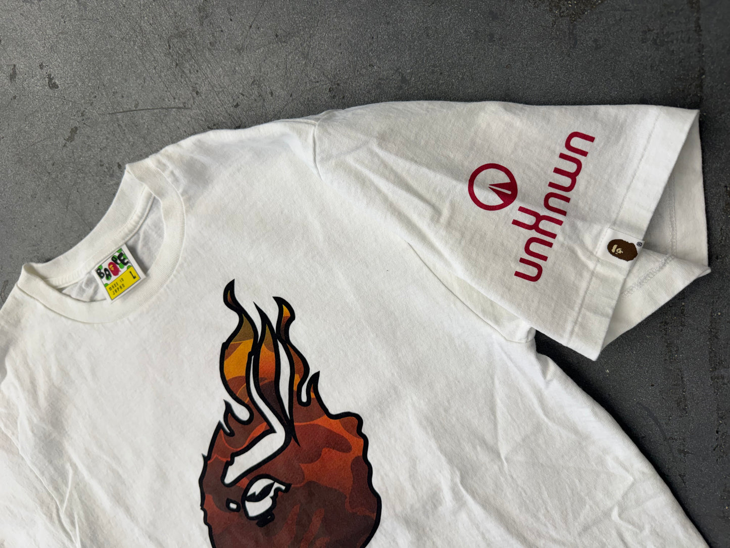 BAPE A BATHING APE X UNKNWN MIAMI HEAT FLAMING APE HEAD LEBRON JAMES #6 TEE