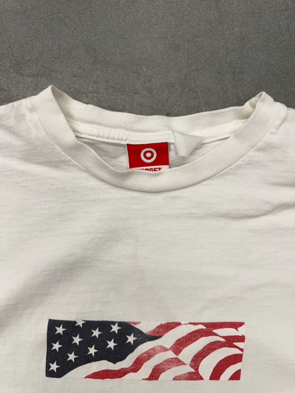 2001 INDEPENDENCE DAY TARGET BOX LOGO AMERICAN FLAG TEE (TARGET TAG)