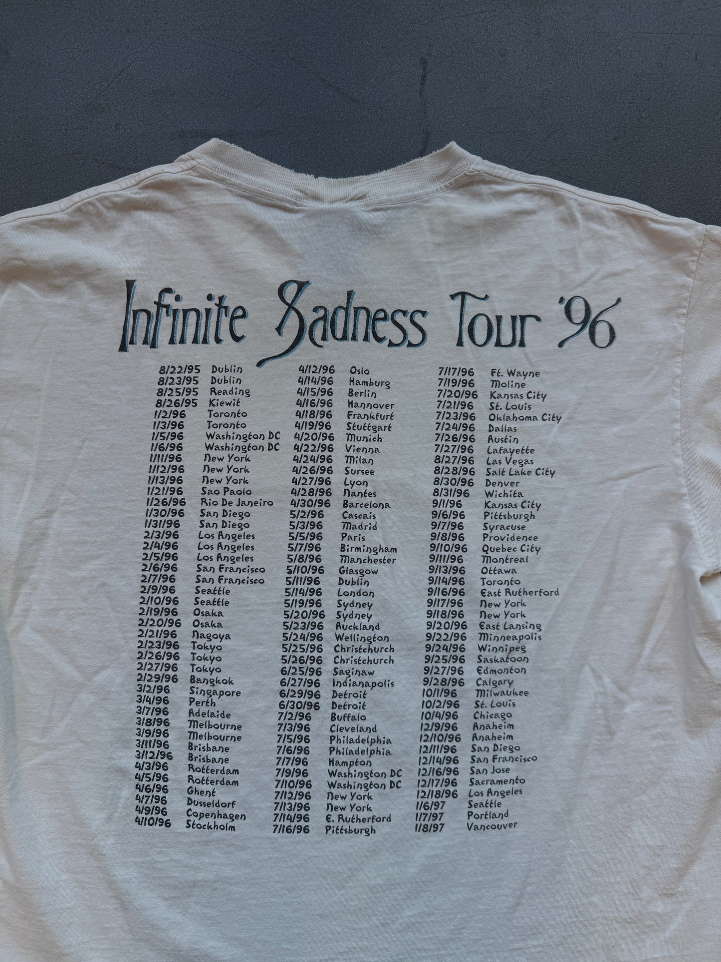 1996 THE SMASHING PUMPKINS INFINITE SADNESS TOUR TEE (GIANT TAG)