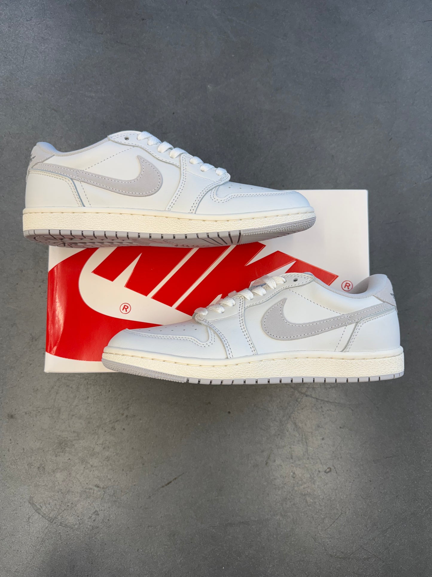 2023 SIZE 8.5 JORDAN 1 RETRO LOW '85 NEUTRAL GREY (PRE-OWNED WITH BOX)