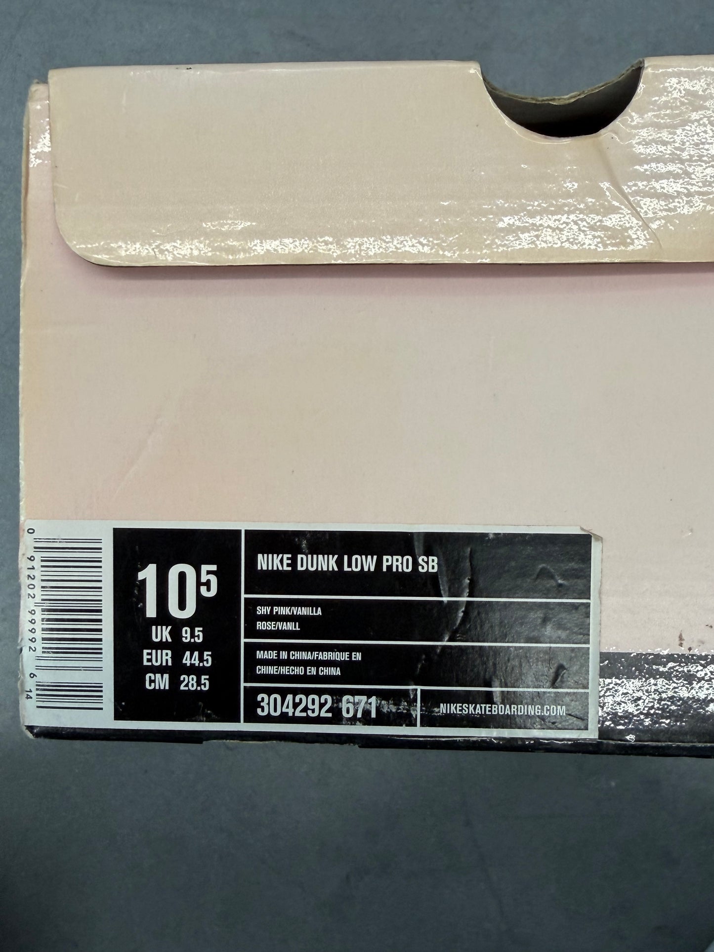 2005 NIKE DUNK LOW PRO SB STUSSY CHERRY (W/ BOX)