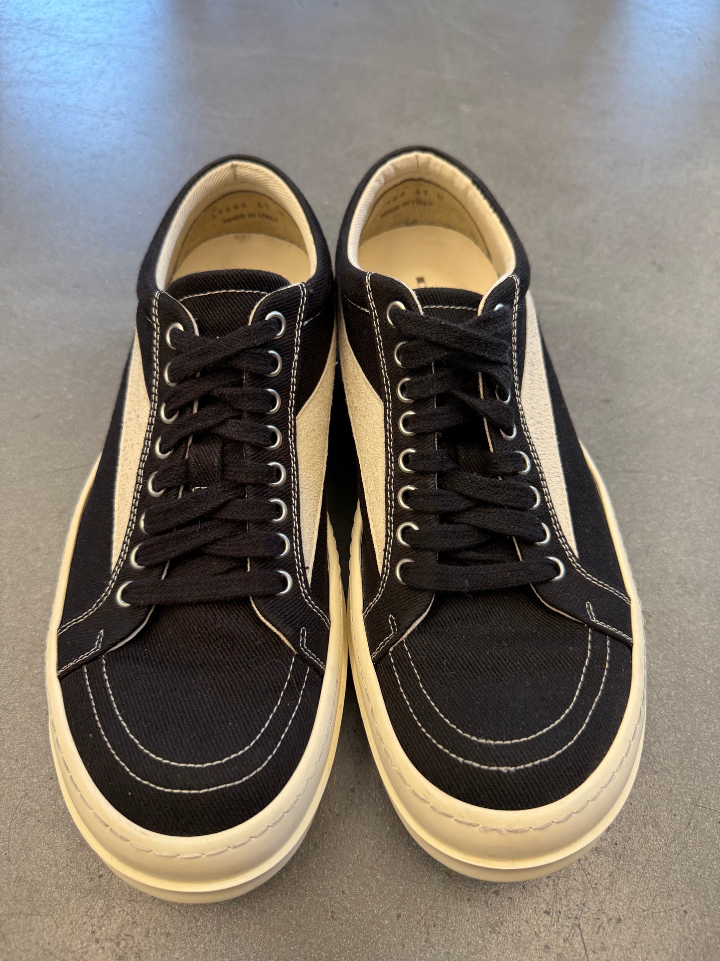 SIZE 41 RICK OWENS DRKSHDW VINTAGE SNEAKS - BLACK CANVAS (PRE-OWNED NO BOX)