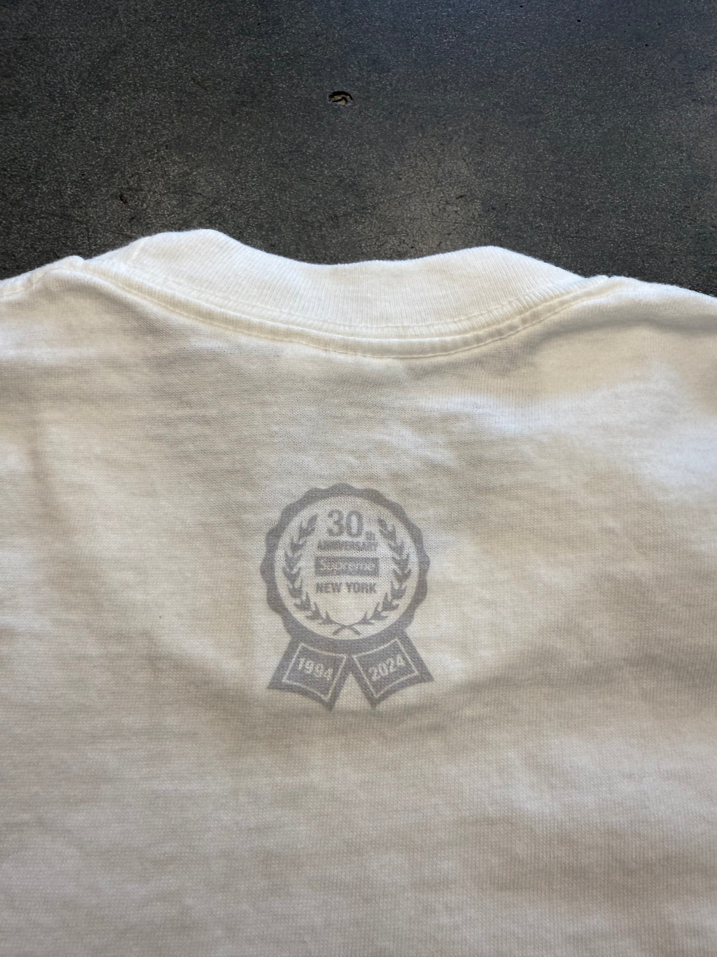 SS24 SUPREME 30TH ANNIVERSARY TEE