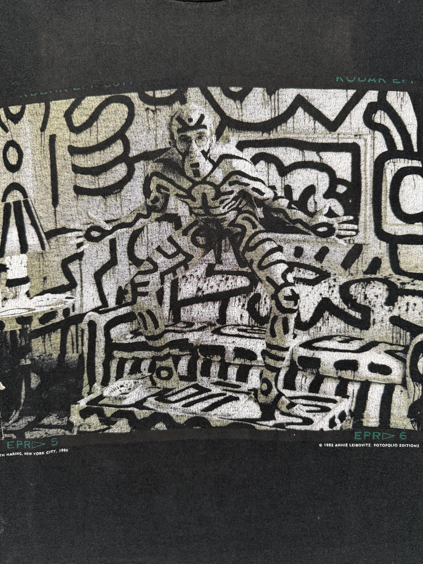 1992 KEITH HARING ANNIE LEIBOVITZ PHOTOGRAPHY FOTOFOLIO ARTWORKS TEE (FOTL HEAVY TAG)
