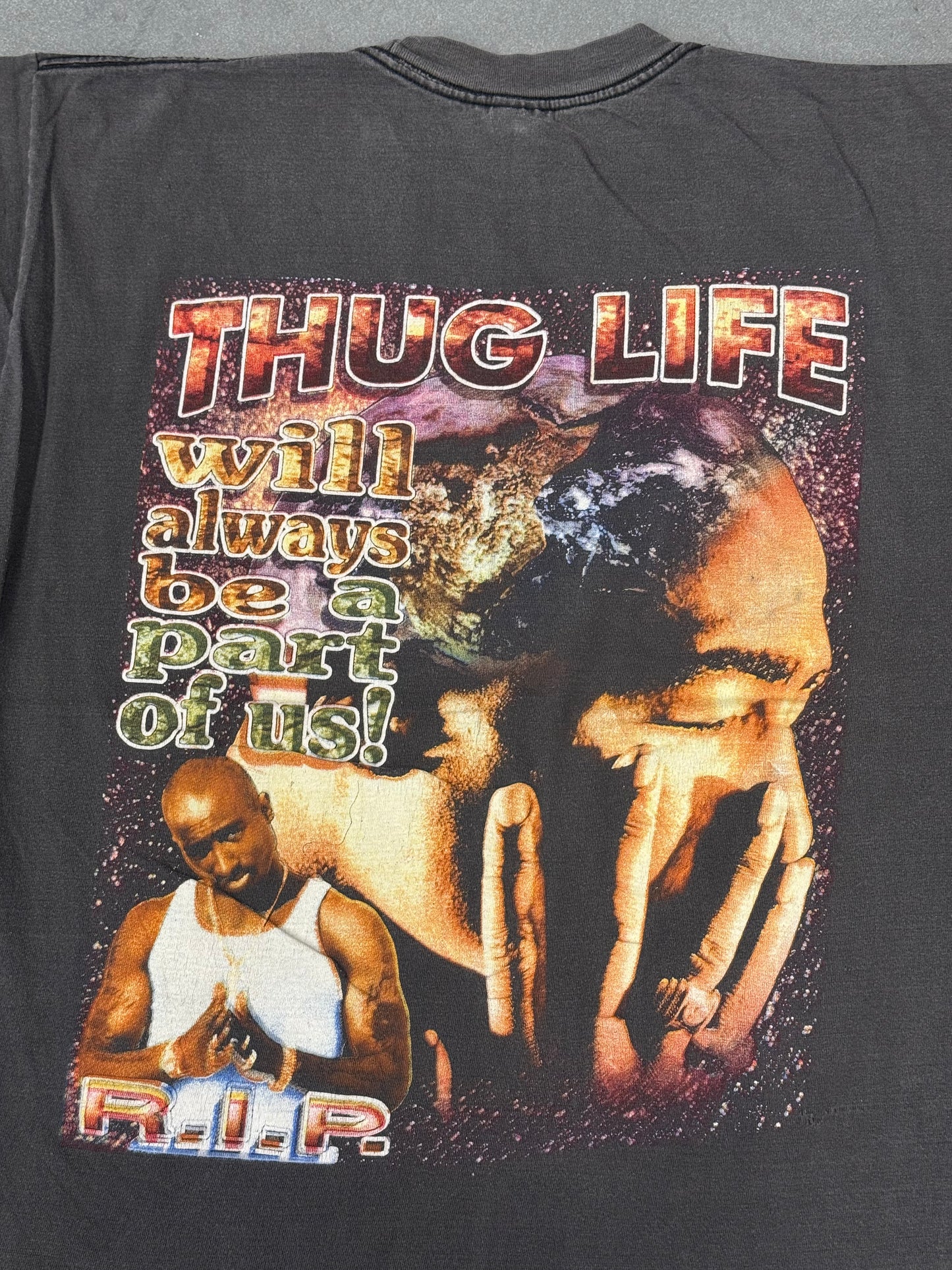 90S IN MEMORY OF TUPAC SHAKUR THUG LIFE WILL ALWAYS BE A PART OF US! RAP TEE (TEE BEST TAG)