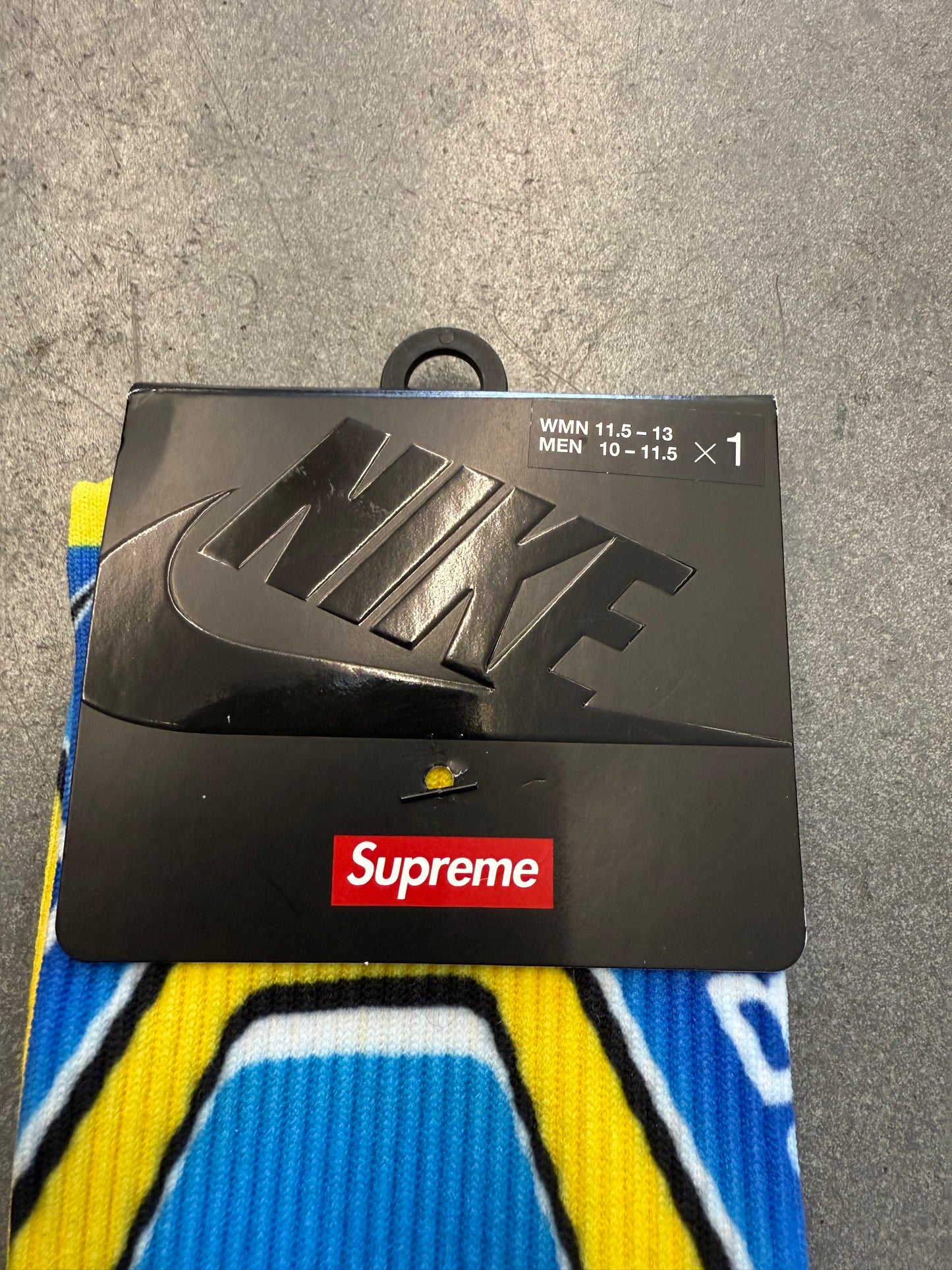 FW24 SUPREME NIKE SPARK CREW SOCKS BLUE YELLOW