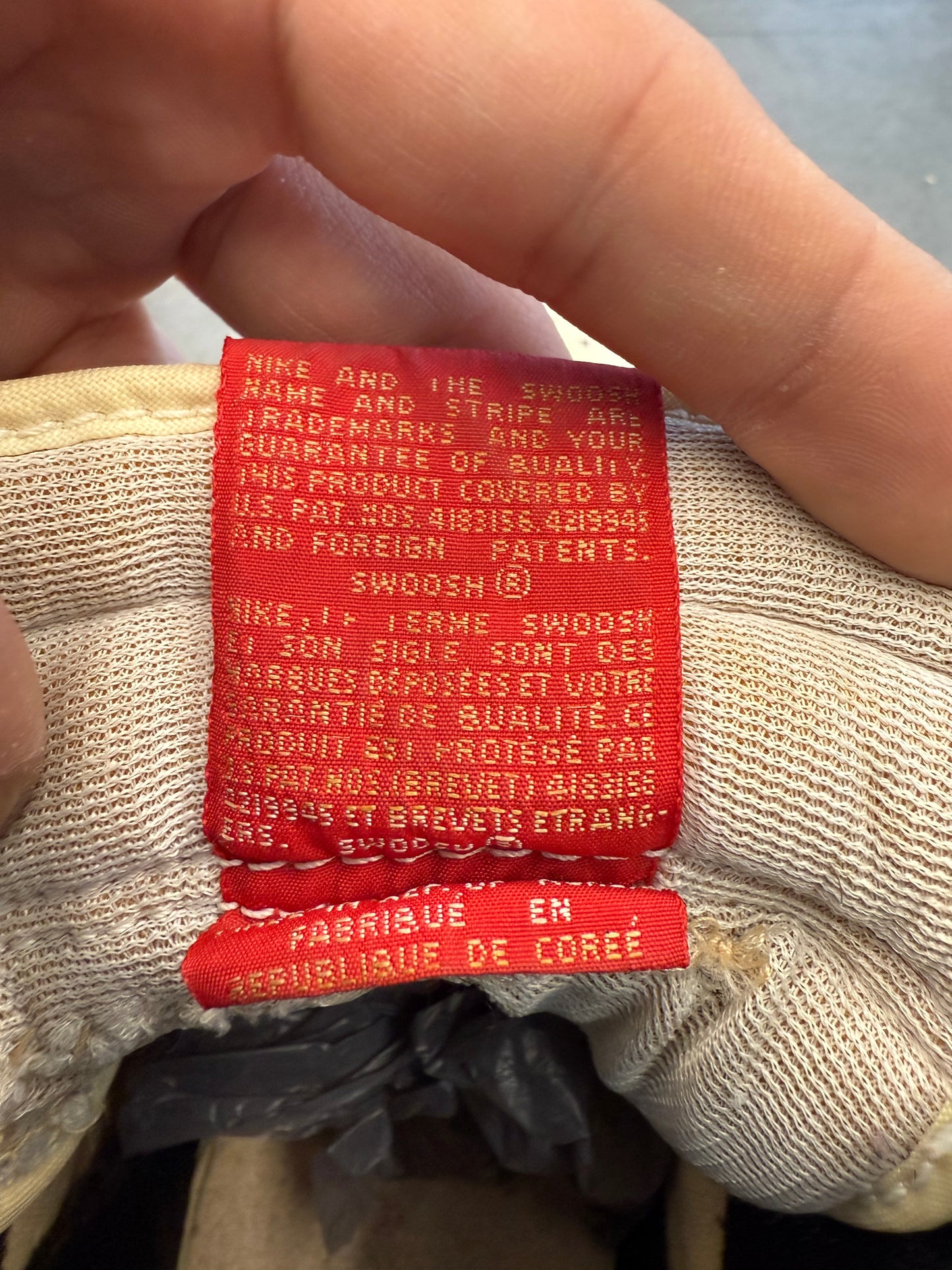 1985 SIZE 10.5 AIR JORDAN 1 CHICAGO (PRE-OWNED NO BOX)