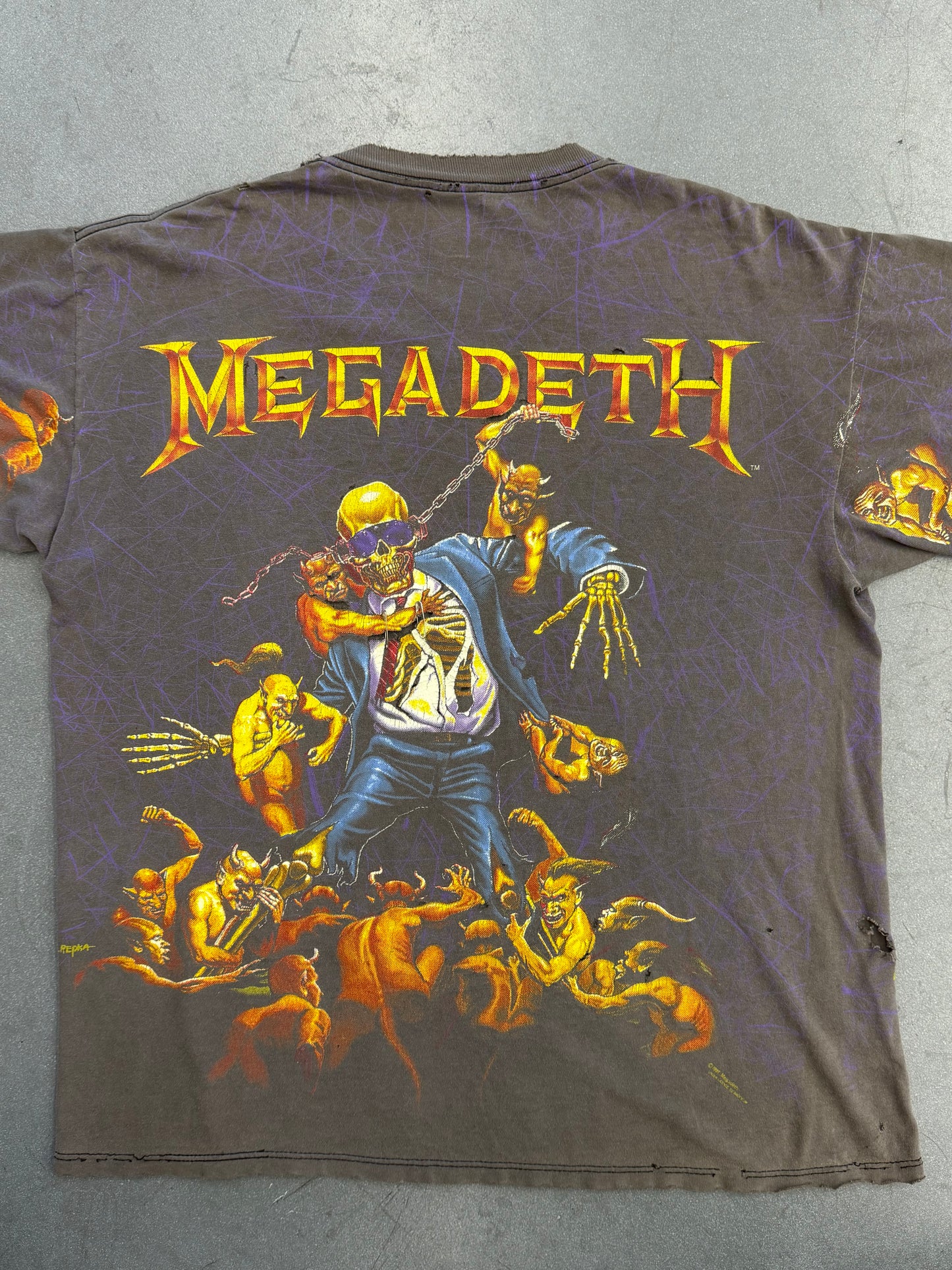 1991 MEGADEATH SUIT SKELETON THRASHED AOP PINNED TEE (BROCKUM TAG)