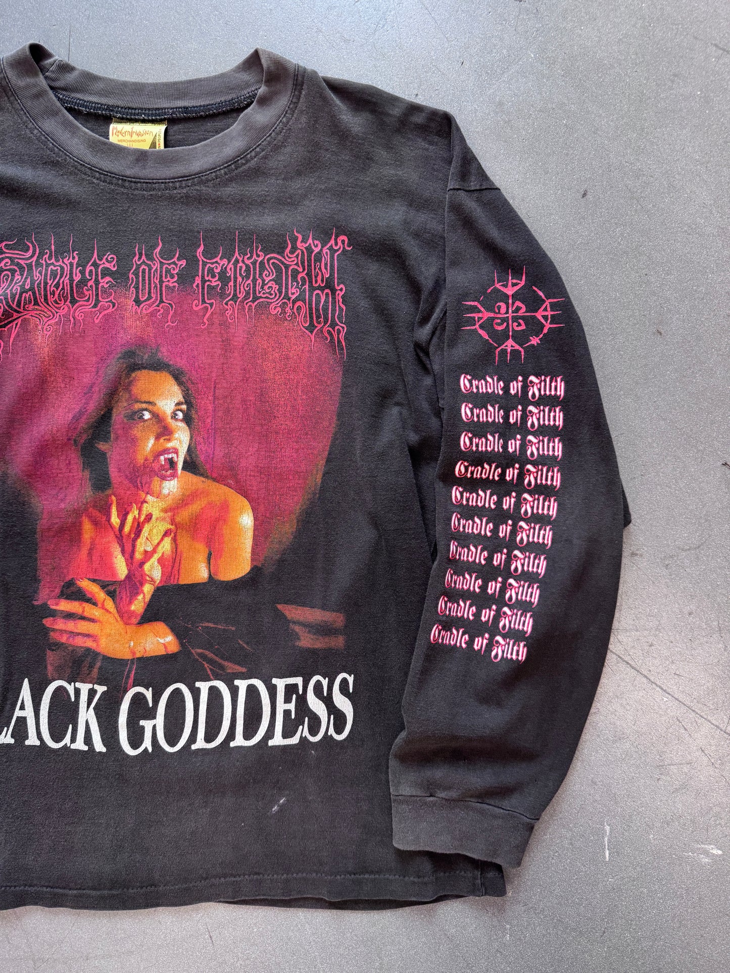 90'S CRADLE OF FILTH BLACK GODDESS LOVELORN GOTHIC DARKNESS LONG-SLEEVE TEE (MODERN INVASION TAG)