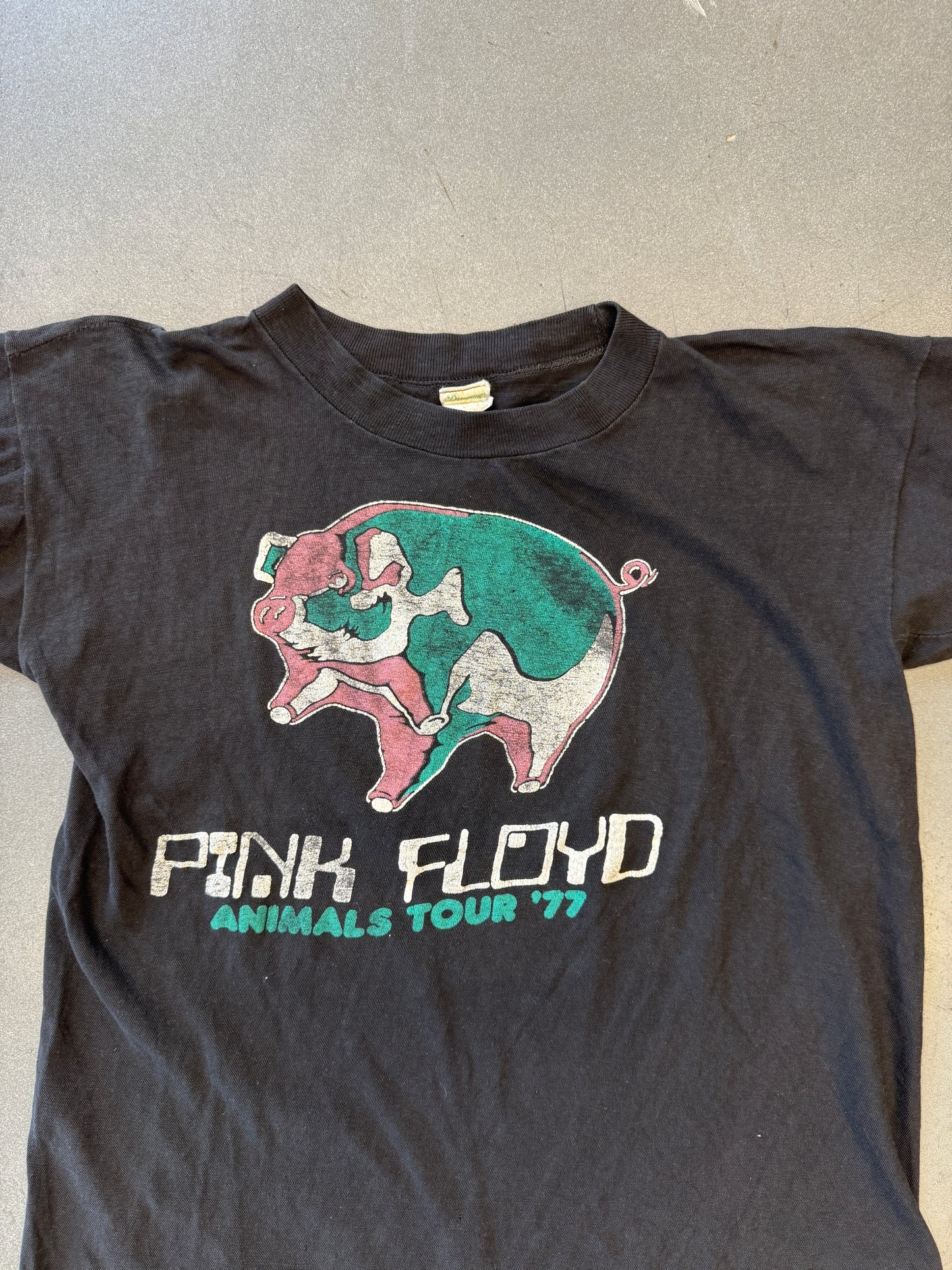 1977 PINK FLOYD ANIMALS TOUR PIG TEE (DRUMMER TAG)