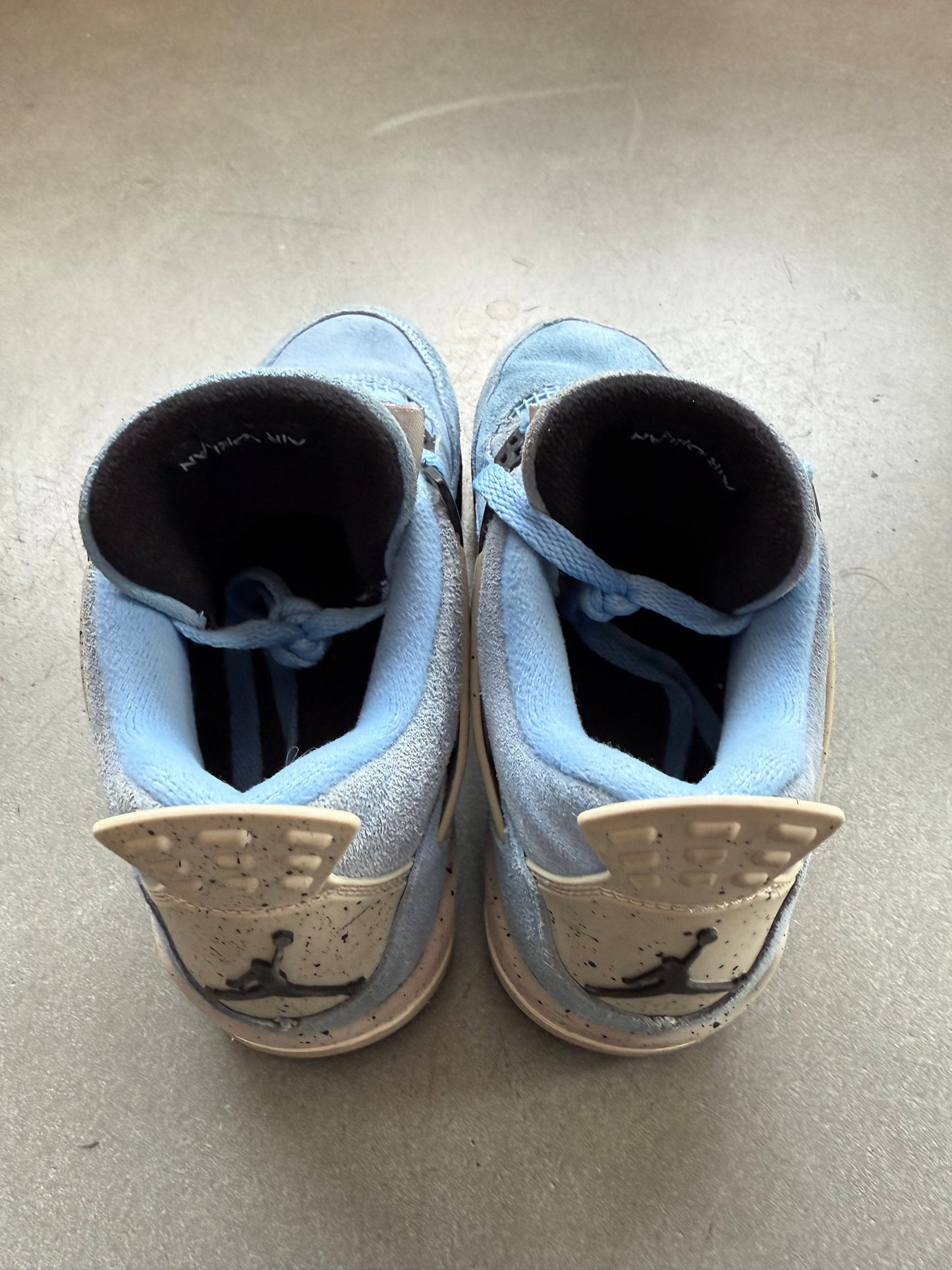 2021 SIZE 6Y JORDAN 4 RETRO UNIVERSITY BLUE (GS) (PRE-OWNED NO BOX)