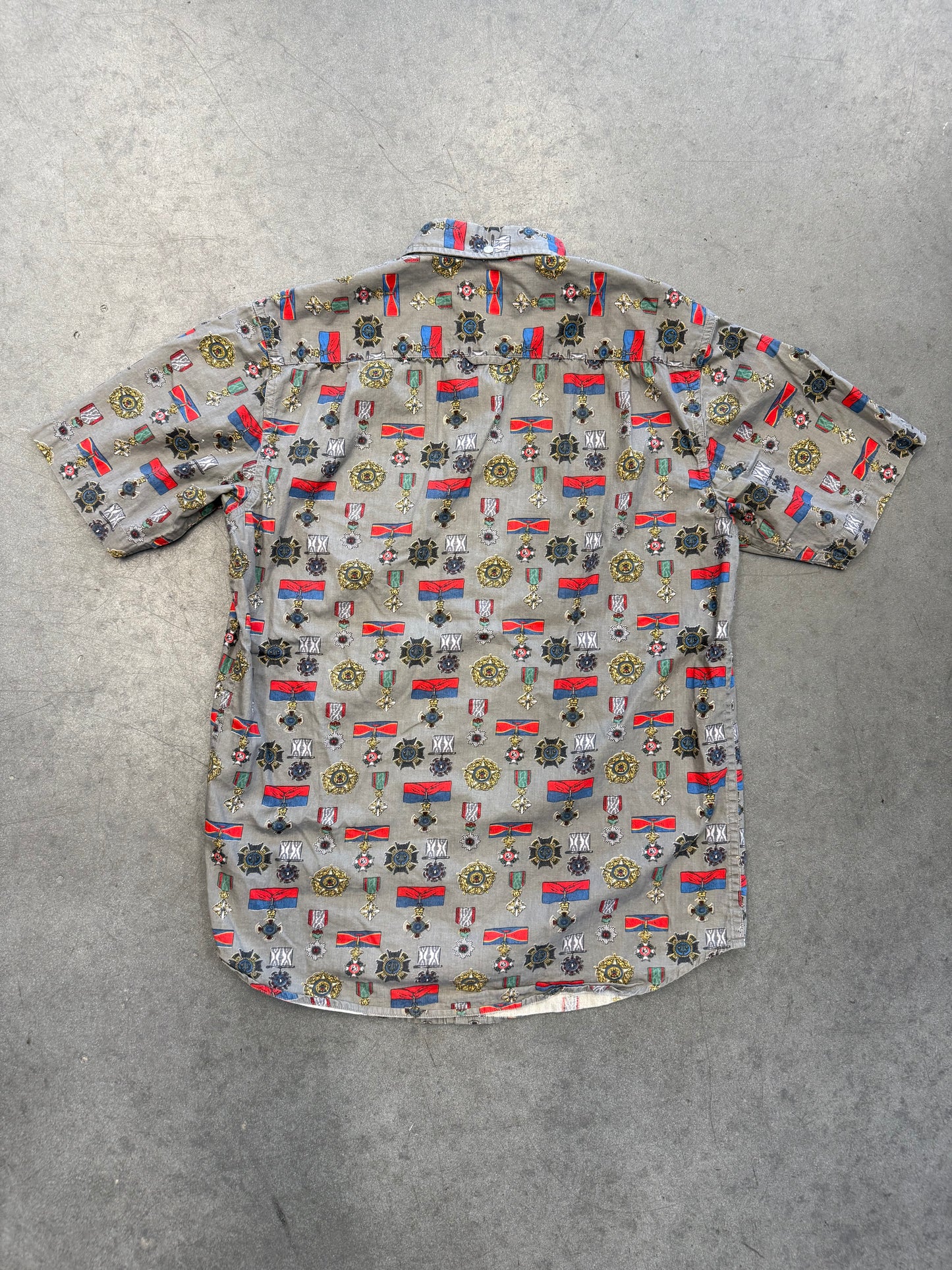 SS10 SUPREME MEDAL SS BUTTON-UP SHIRT