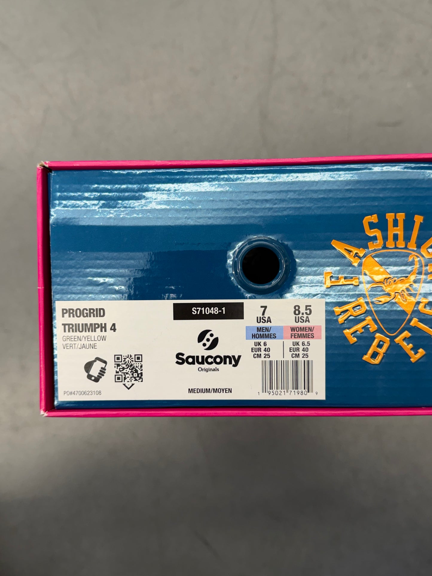 2025 SIZE 7 SAUCONY PROGRID TRIUMPH 4 WESTSIDE GUNN SUPER FLYGOD (NEW WITH SIGNED BOX)