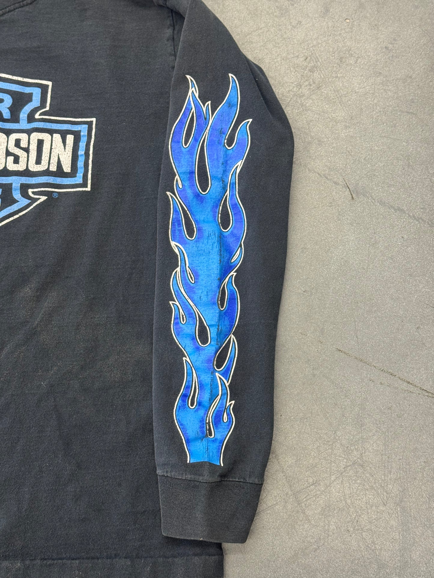90S HARLEY-DAVIDSON ALDO'S BERNARDSTON, MA BLUE FLAME LONG SLEEVE TEE (HARLEY TAG)