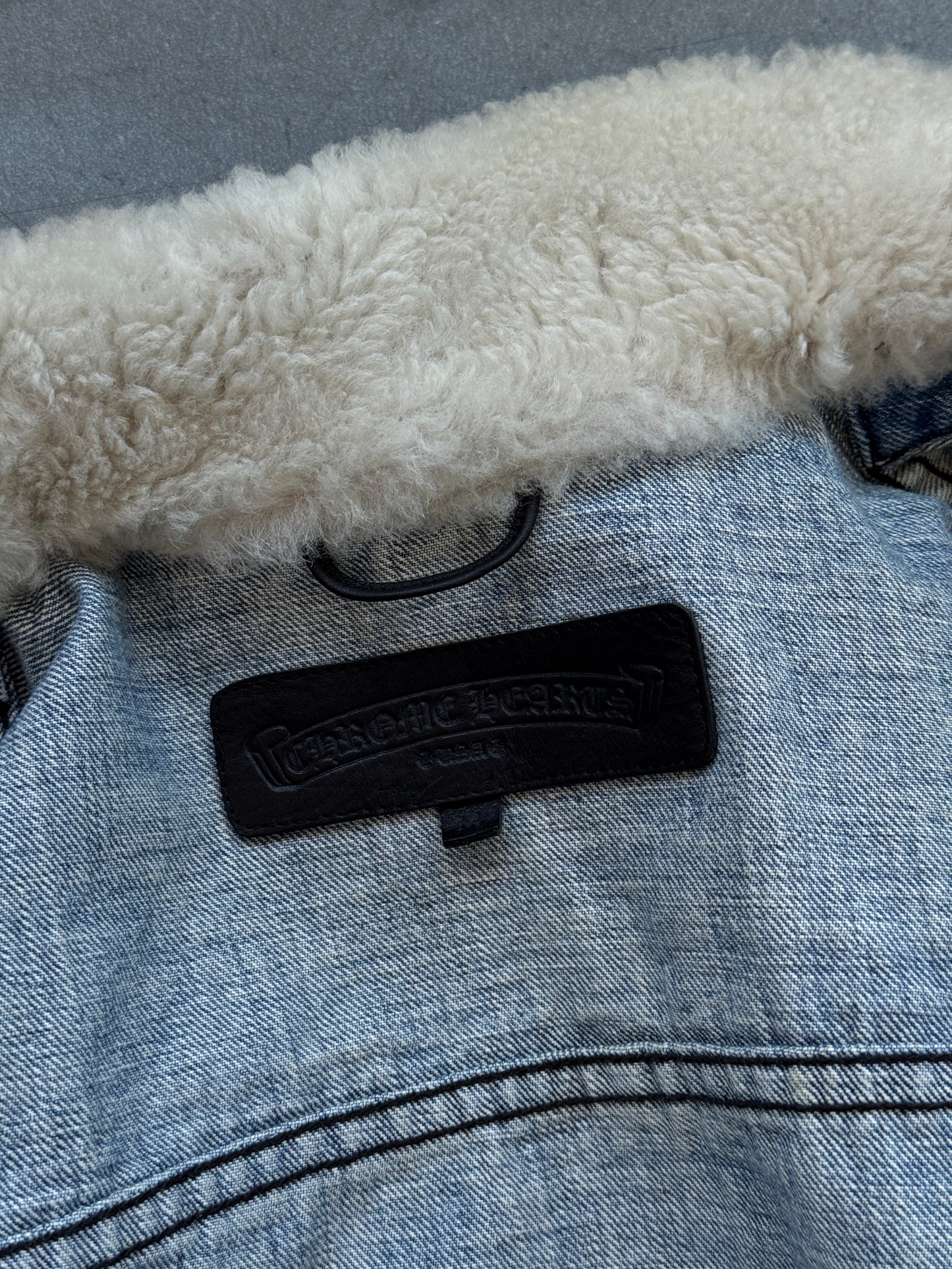 CHROME HEARTS SHEARLING BLUE DENIM WOMEN'S JACKET (M)