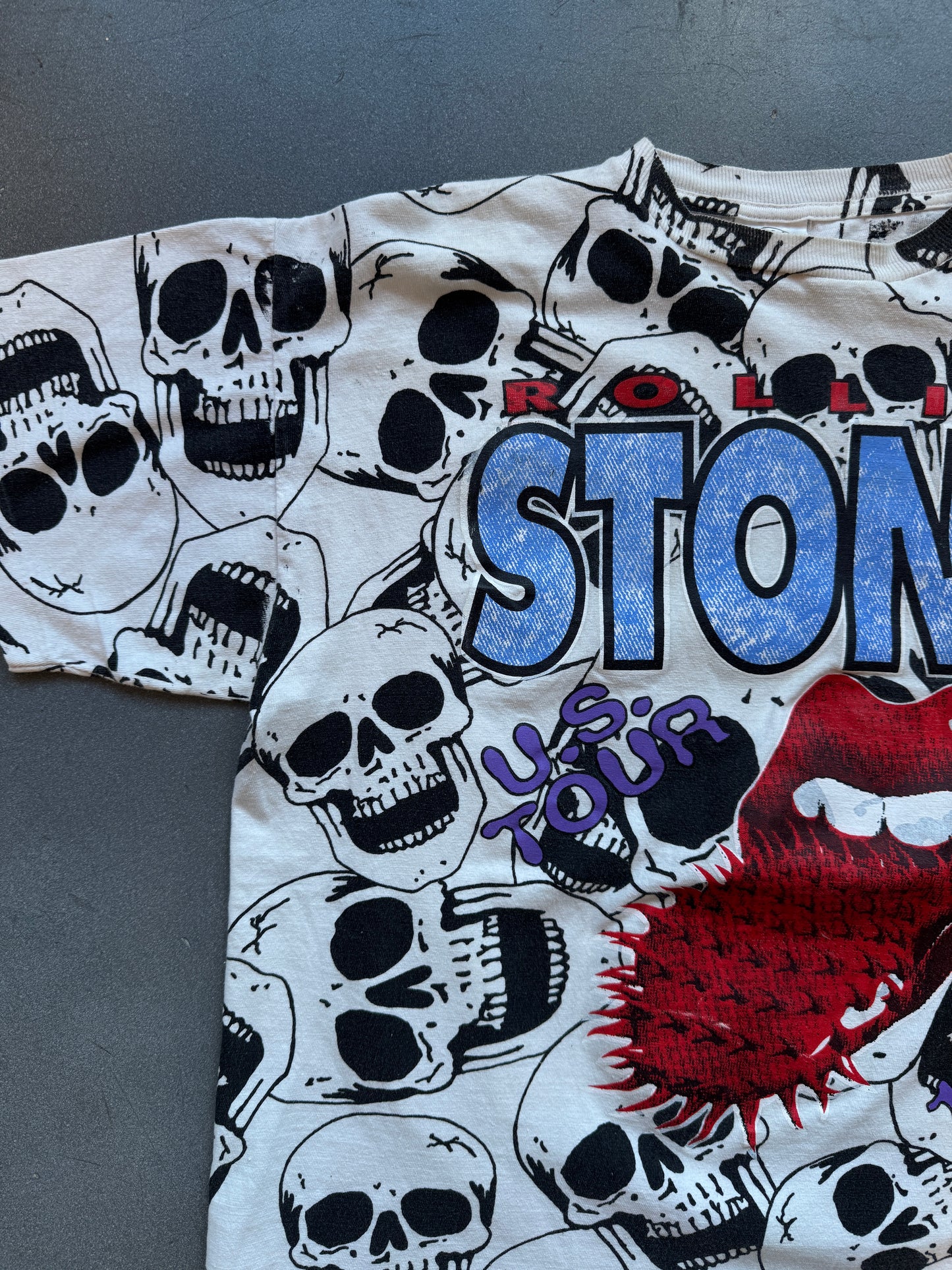 1994 ROLLING STONES VOODOO LOUNGE U.S. TOUR SKULL AOP TEE (CARIBBEAN DREAM TAG)