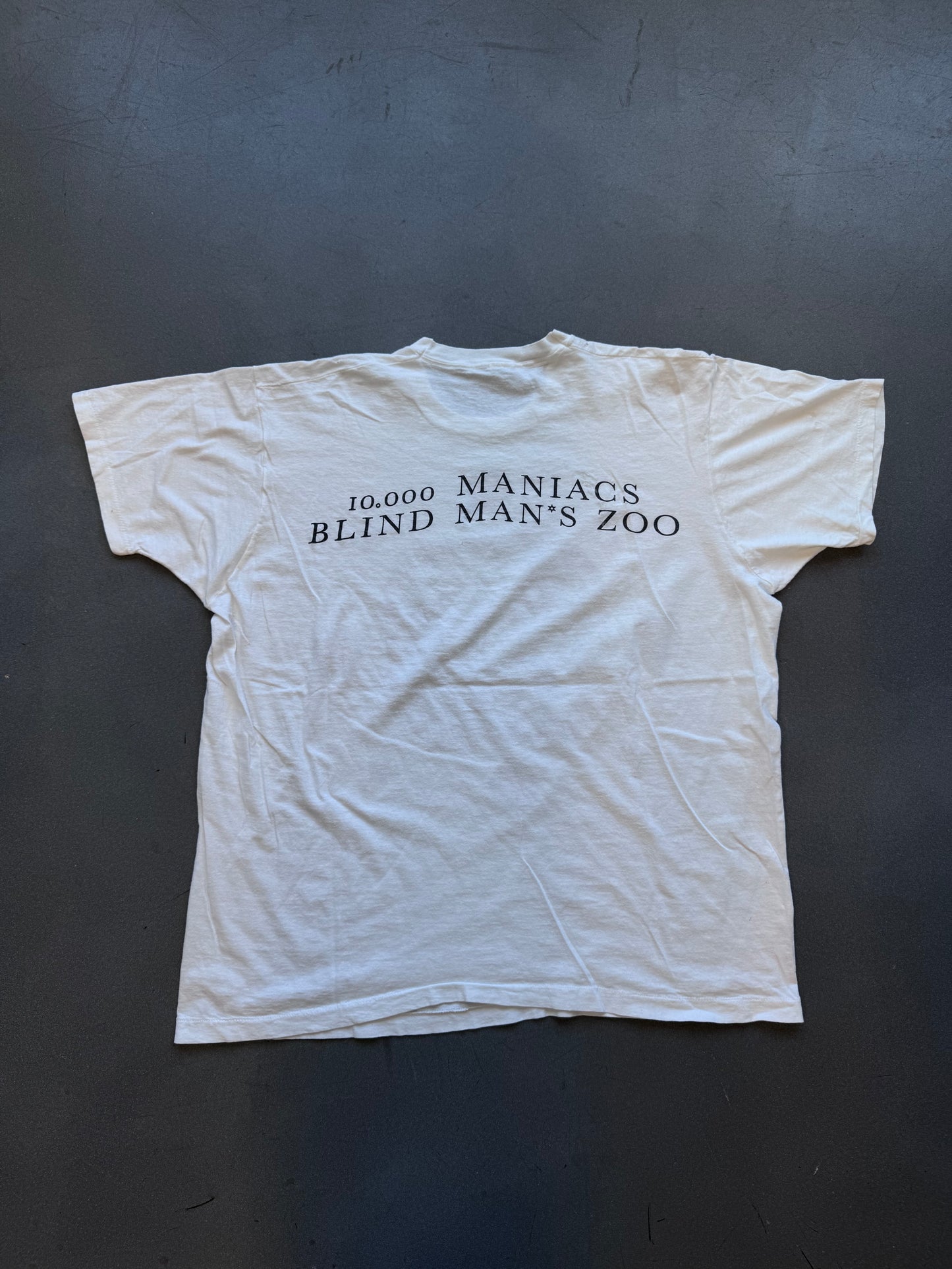 1989 10,000 MANIACS BLIND MAN'S ZOO TEE (FADED TAG)