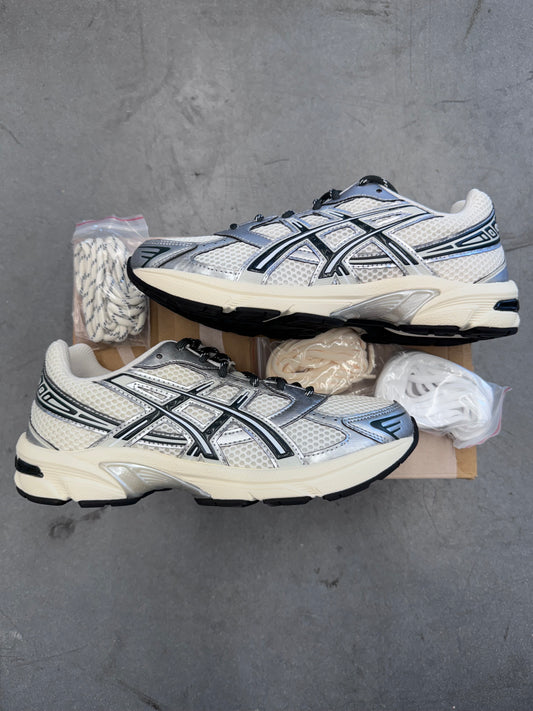 2024 SIZE 7 KITH ASICS GEL 1130 CREAM SCARAB (NEW WITH BOX)