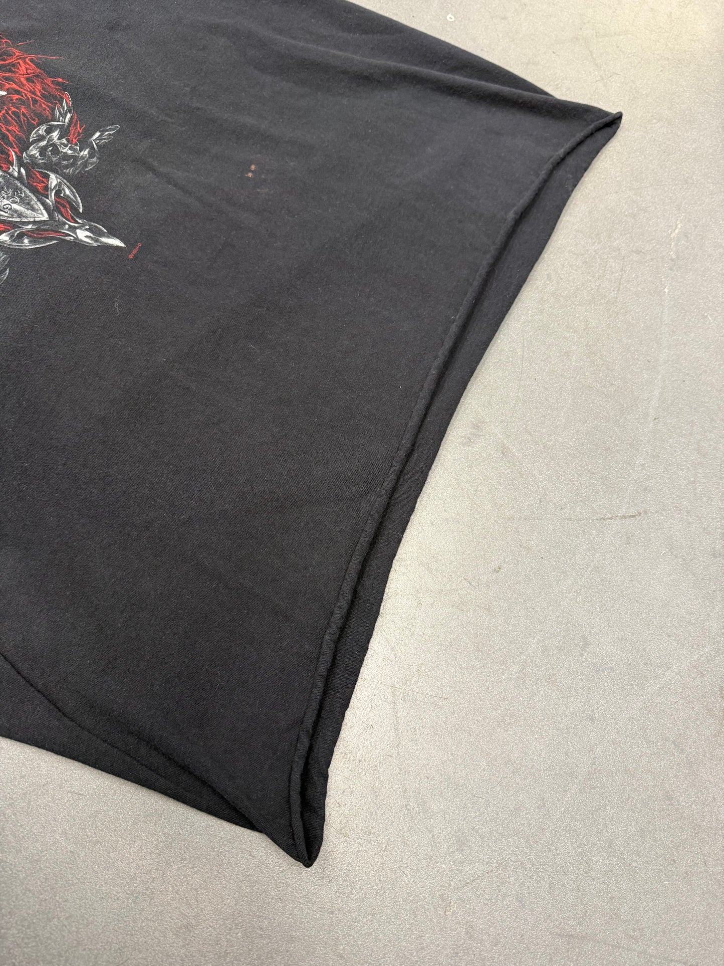 2002 HARLEY-DAVIDSON CHROME FLAME EAGLE DAYTONA BEACH, FLORIDA CUT-OFF CROPPED TEE (HARLEY-DAVIDSON TAG)
