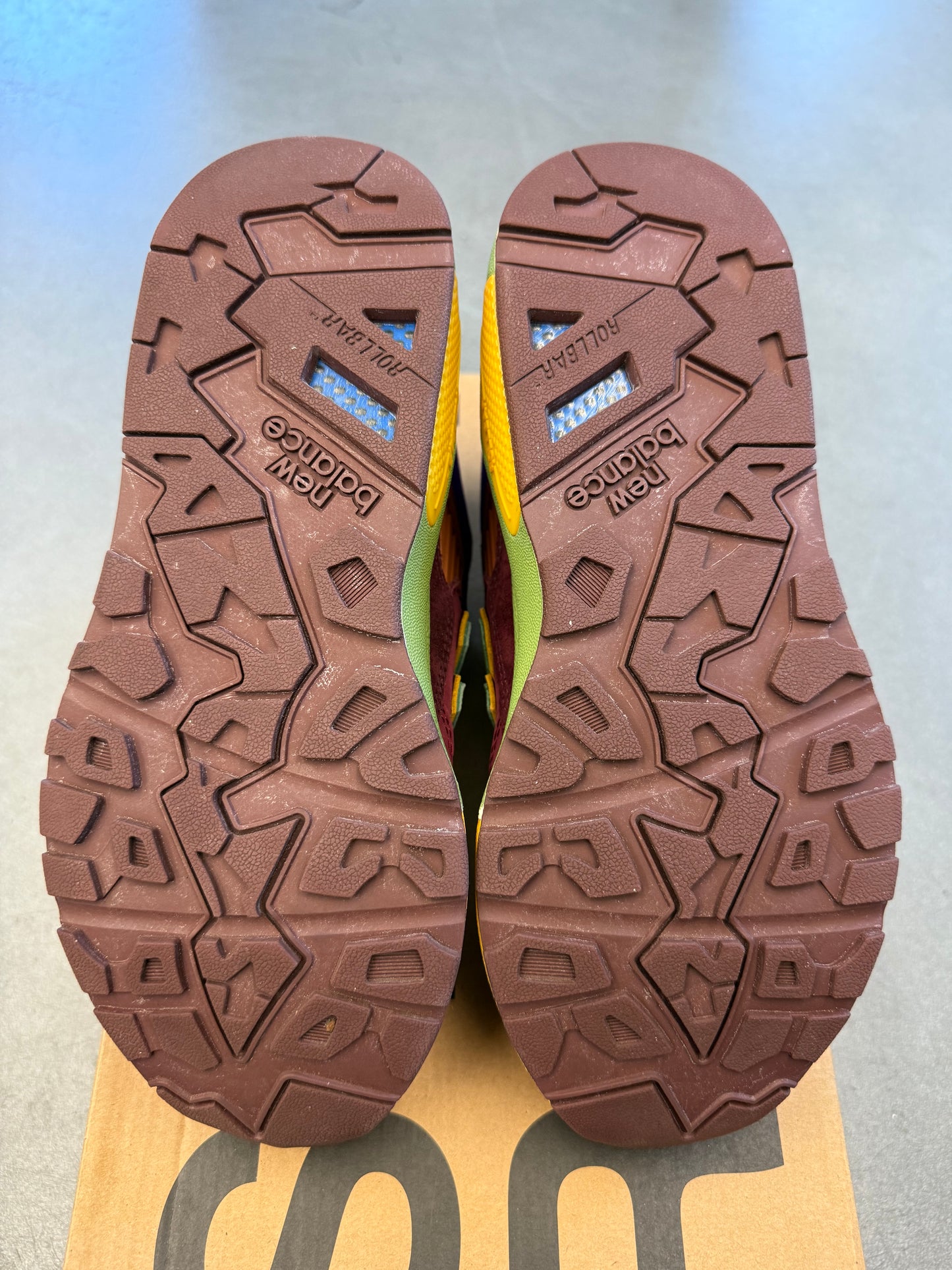 2022 SIZE 5 NEW BALANCE 580 STRAY RATS MAROON PURPLE (PRE-OWNED WITH BOX)