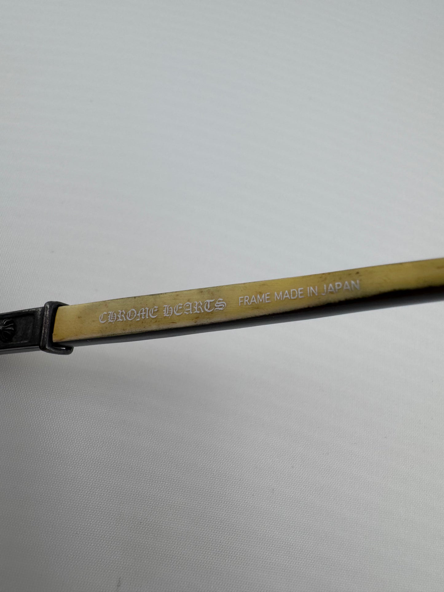 VINTAGE CHROME HEARTS 'THE BEAST III' WOOD CONCH GOLD SUNGLASSES (PRE-OWNED WITH CASE)