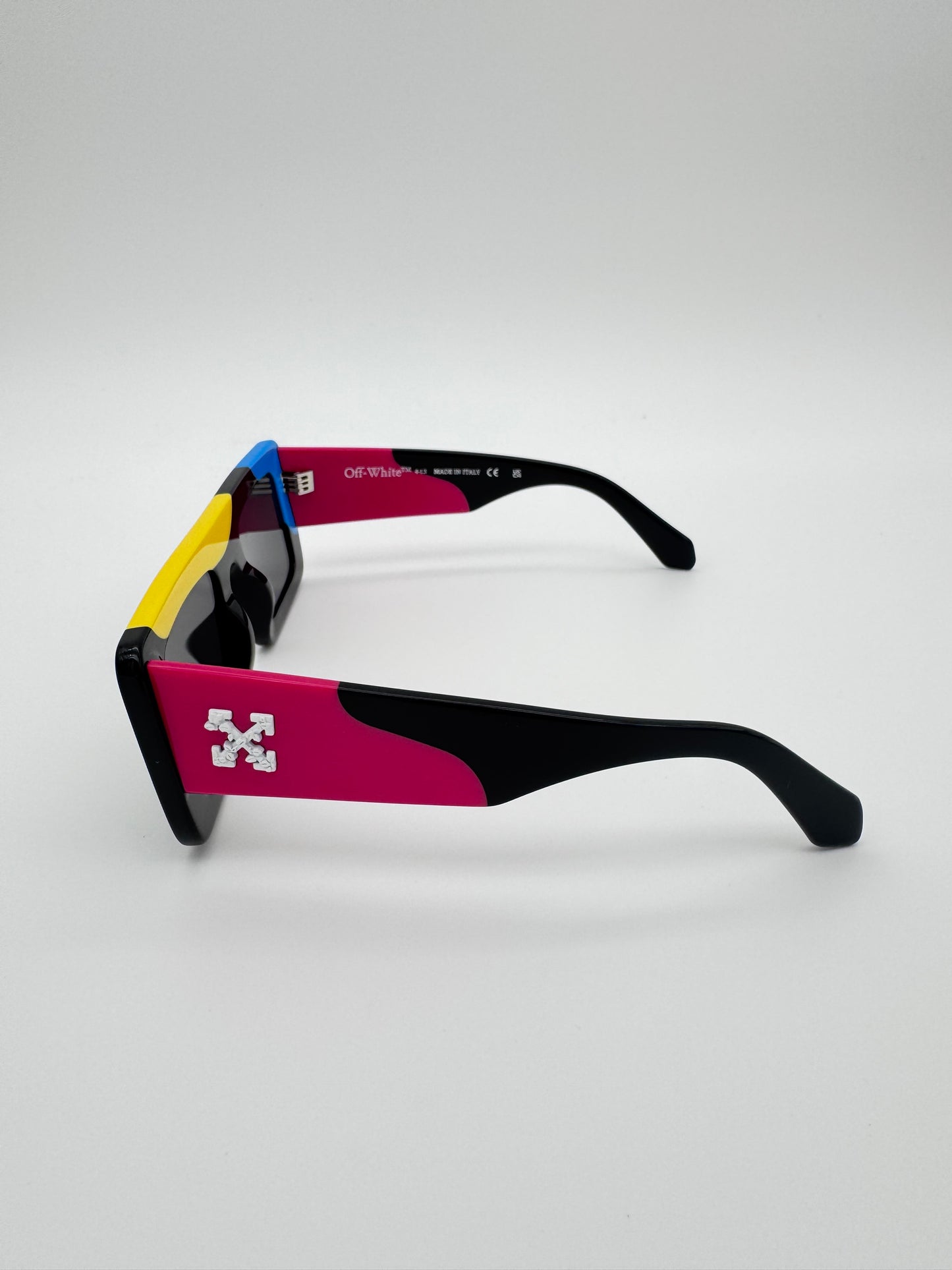 OFF-WHITE SEATTLE SQUARE LENSE SUNGLASSES (NO CASE)