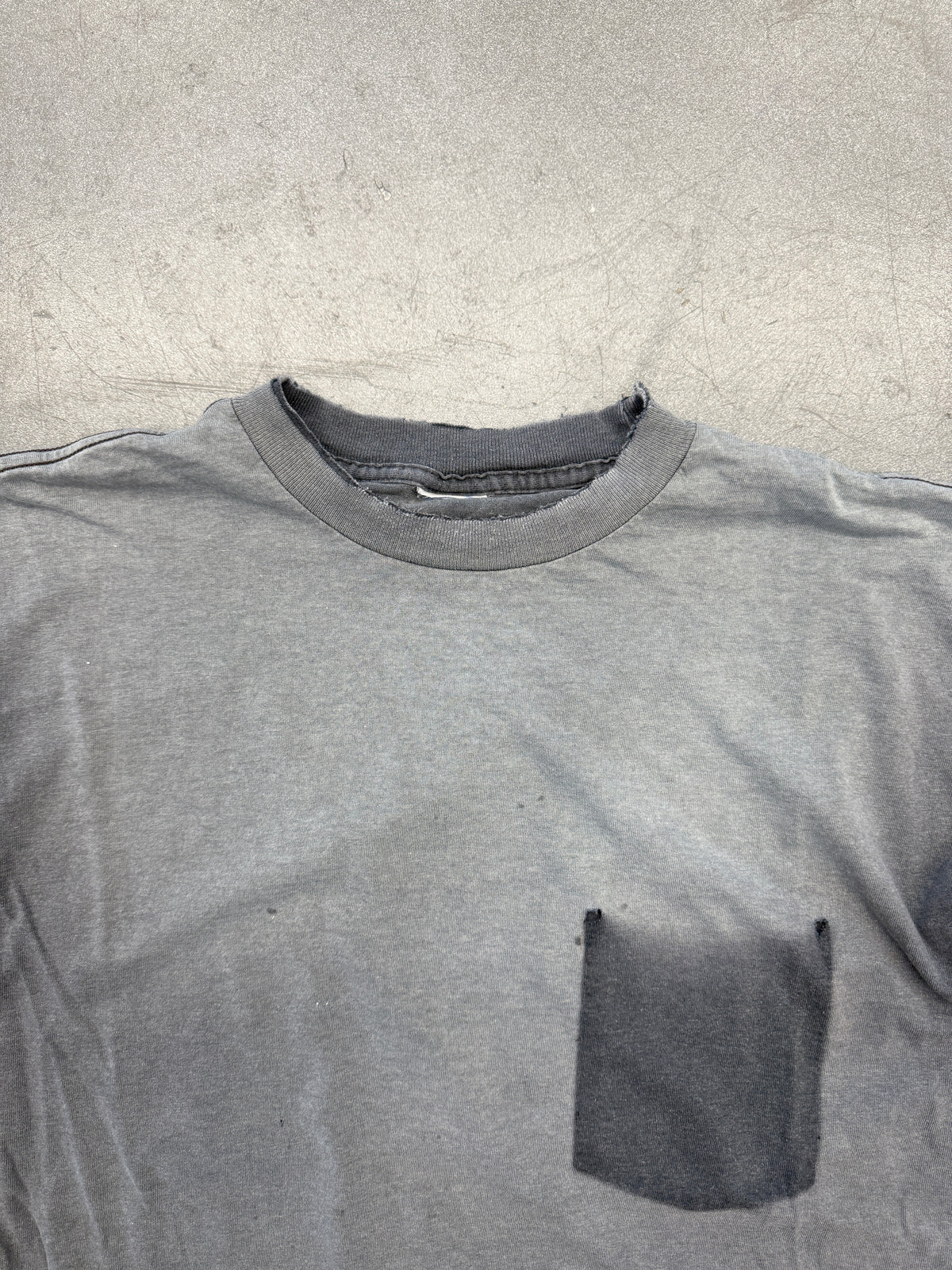 VINTAGE SMOKED AFTER-POCKET FADED BLANK TEE