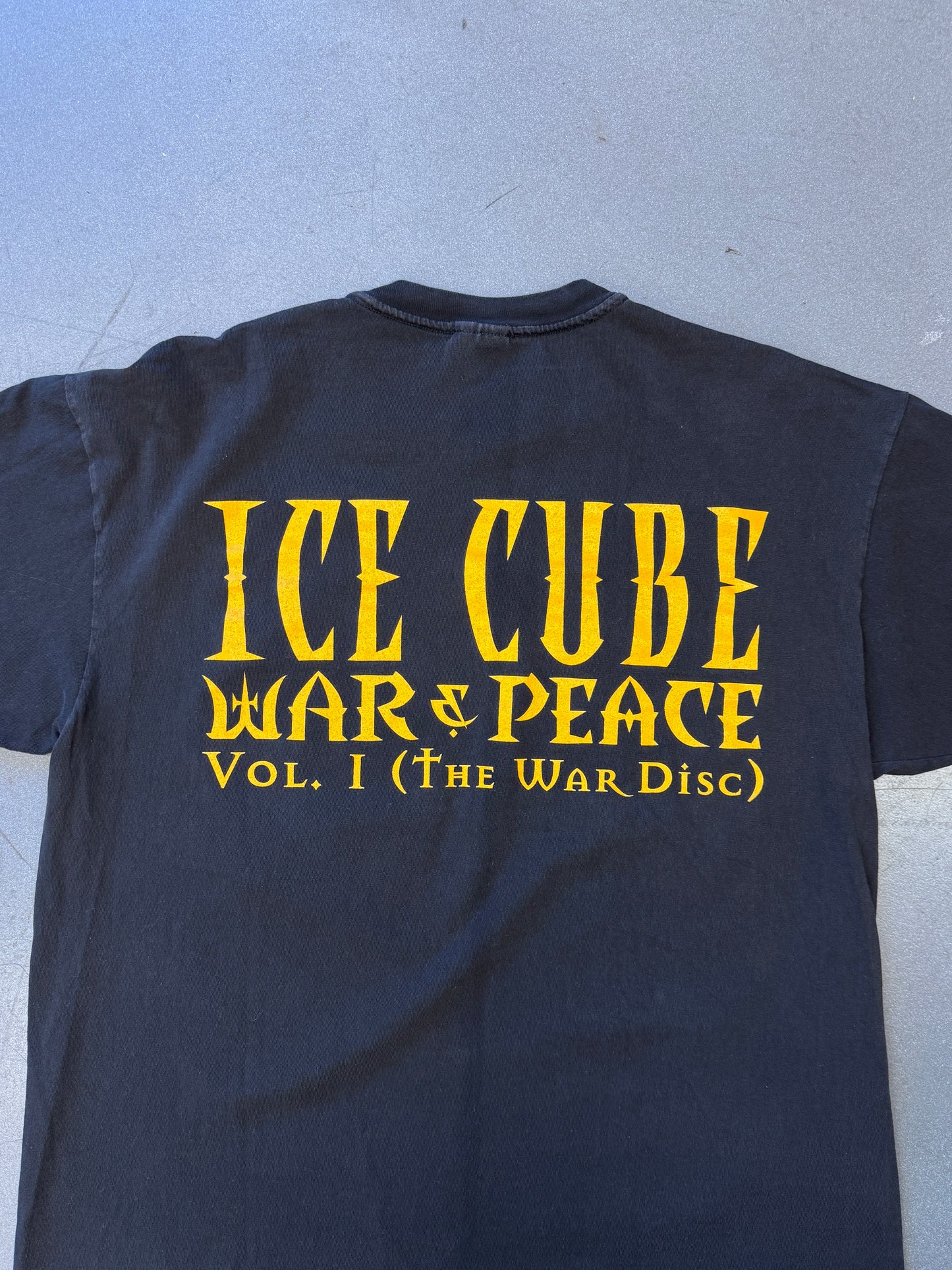 1998 ICE CUBE WAR & PEACE VOL.1 (THE WAR DISC) TEE (STEDMAN BY HANES TAG)