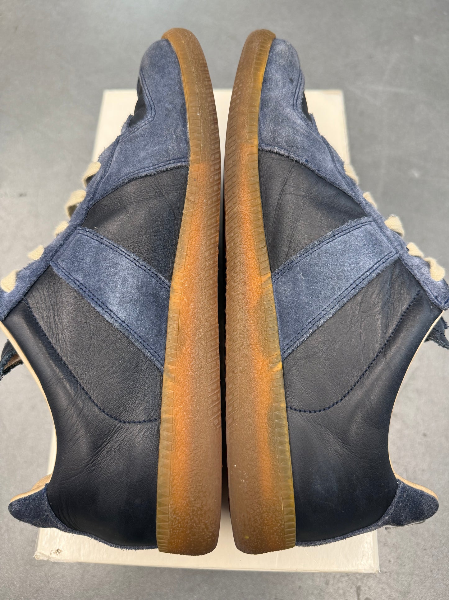 SIZE 41 MAISON MARGIELA REPLICA SNEAKER - NAVY BLUE (PRE-OWNED WITH BOX)