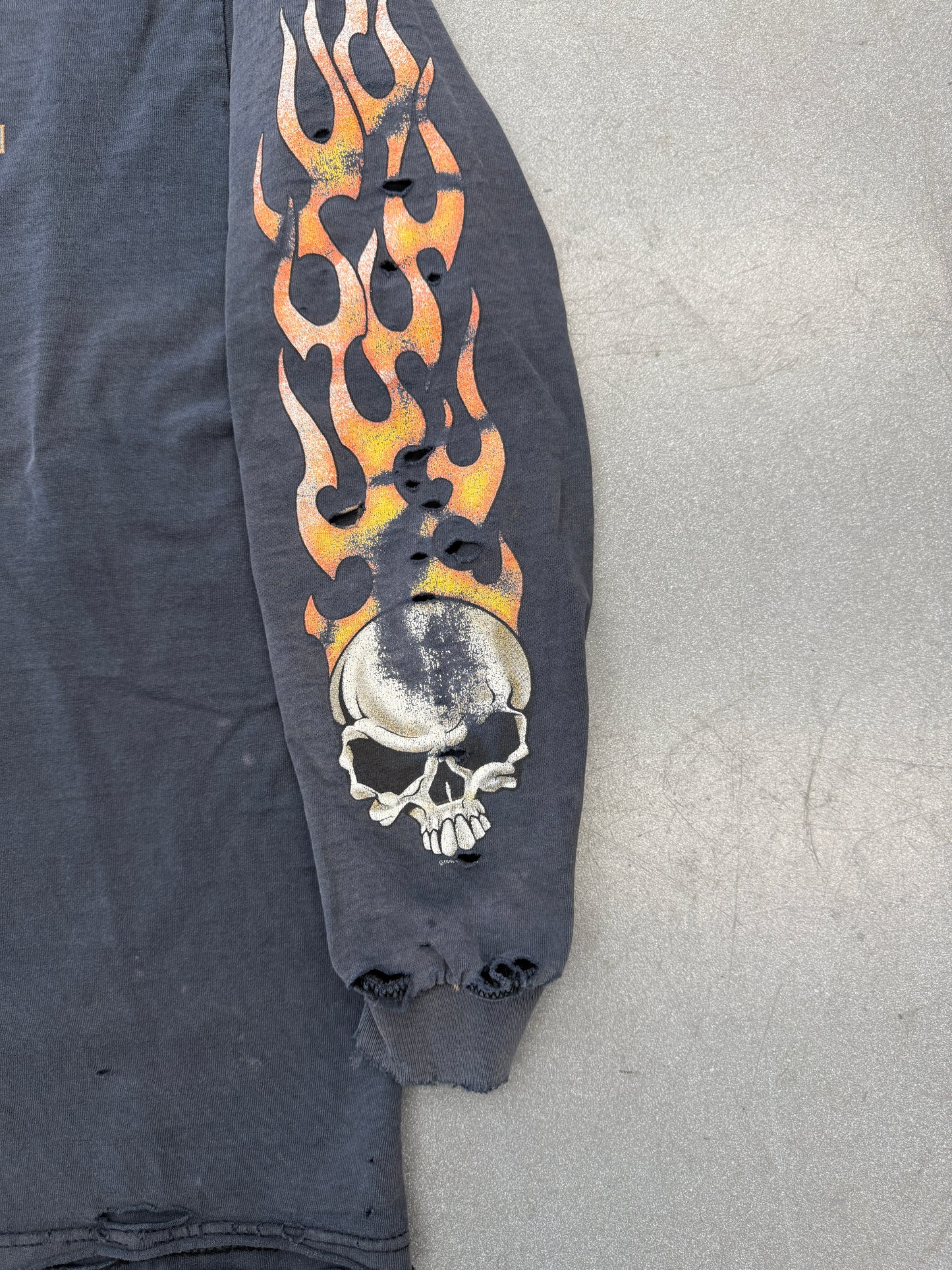 2002 BIKE WEEK DAYTONA BEACH SKULL FLAME LONG SLEEVE TEE (DELTA TAG)