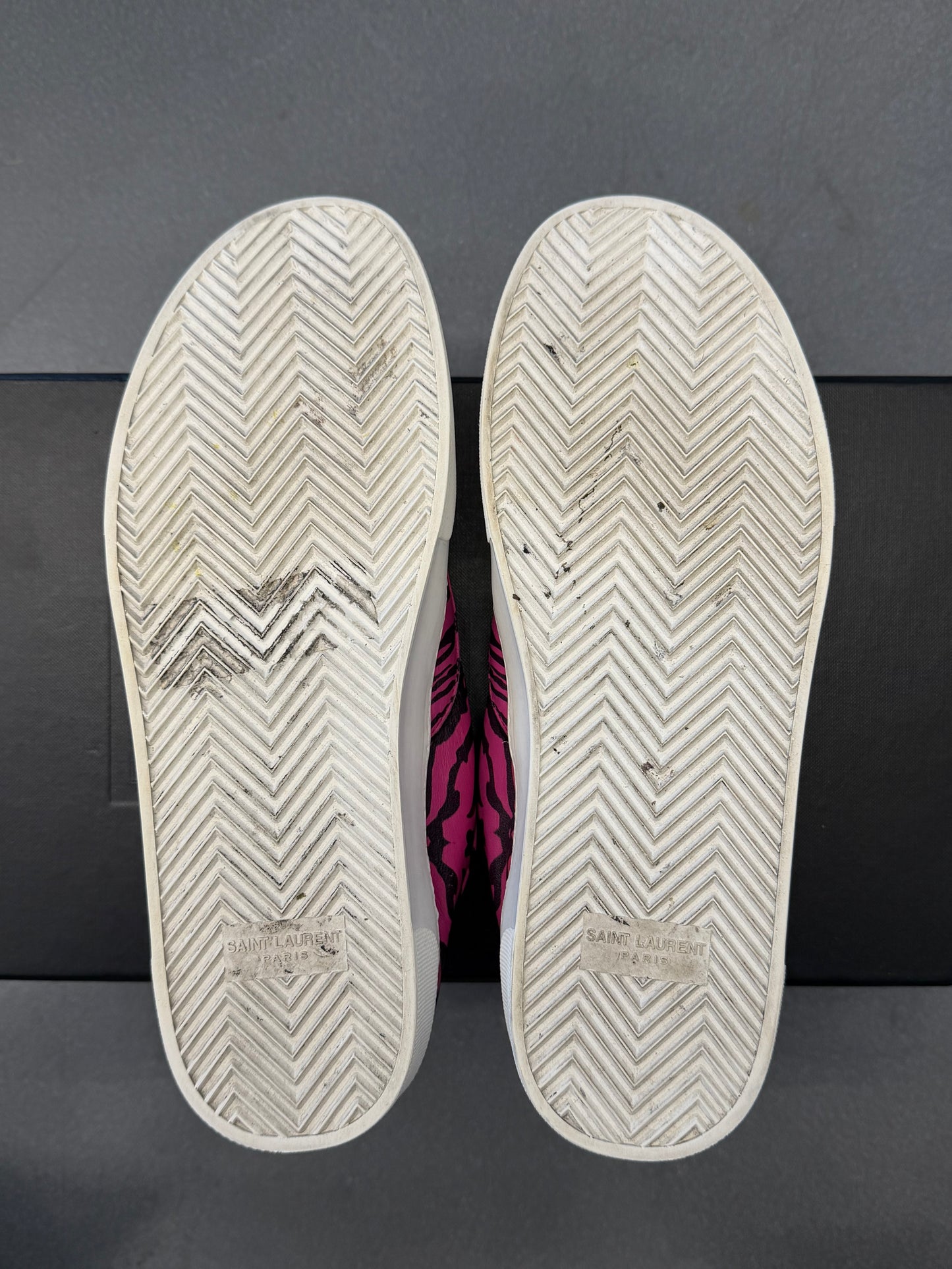 SAINT LAURENT VENICE PINK TIGER PRINT LOW TOP LEATHER SNEAKER (W/BOX)