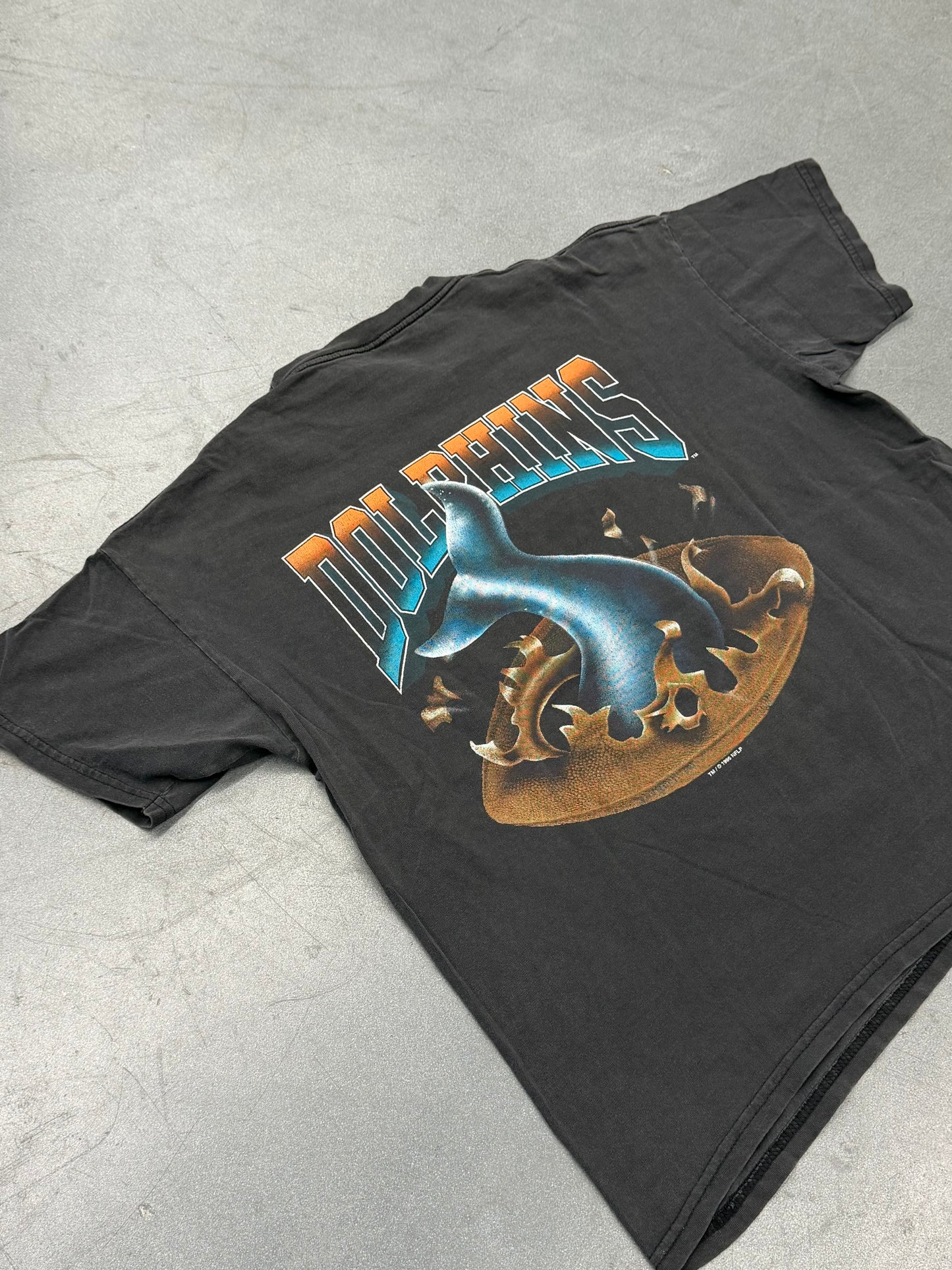 1995 MIAMI DOLPHINS NFLP BREAKTHROUGH FADED TEE (PULLED TAG)