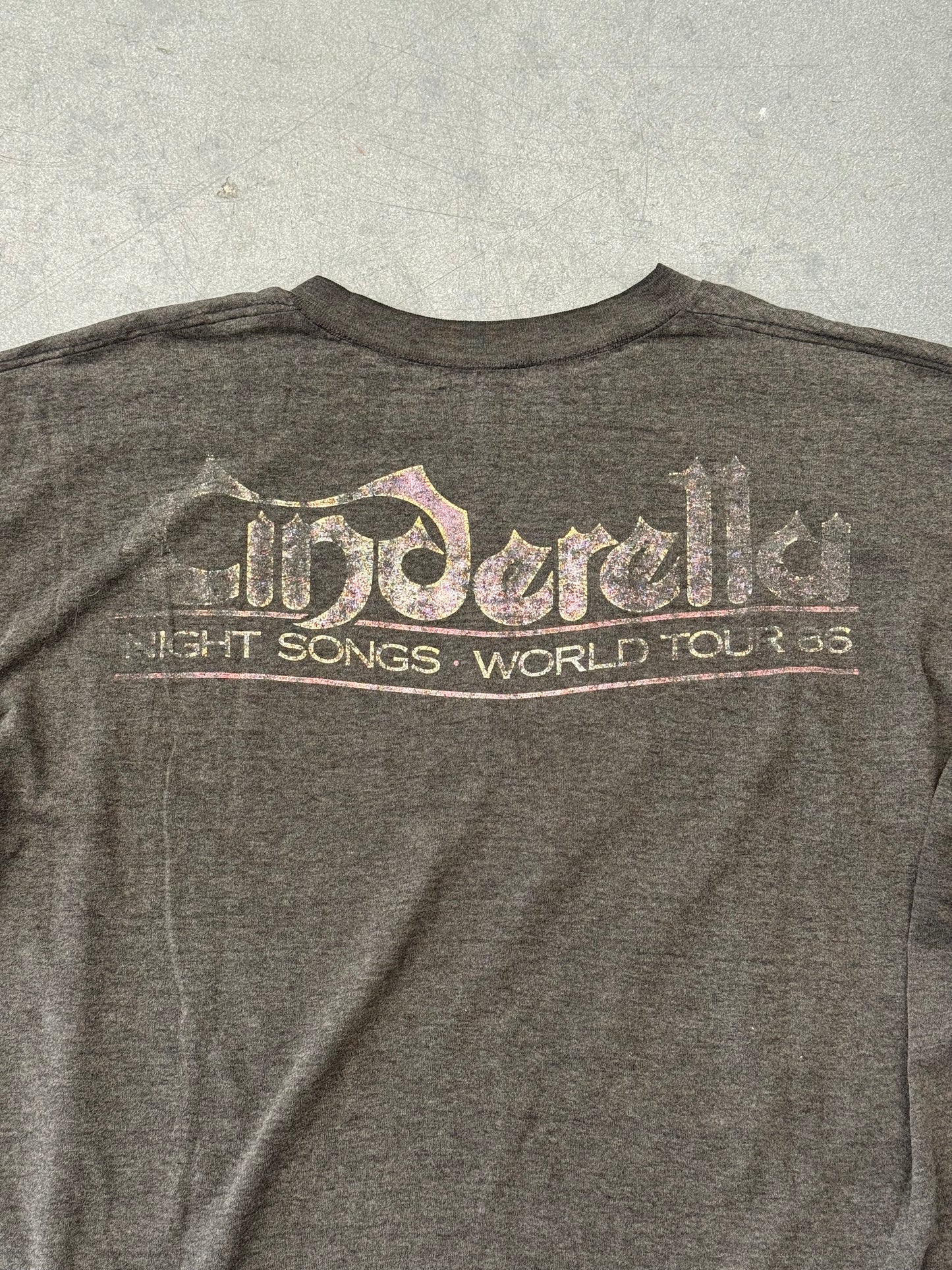 1986 CINDERELLA NIGHT SONGS WORLD TOUR THIN TEE (PULLED TAG)