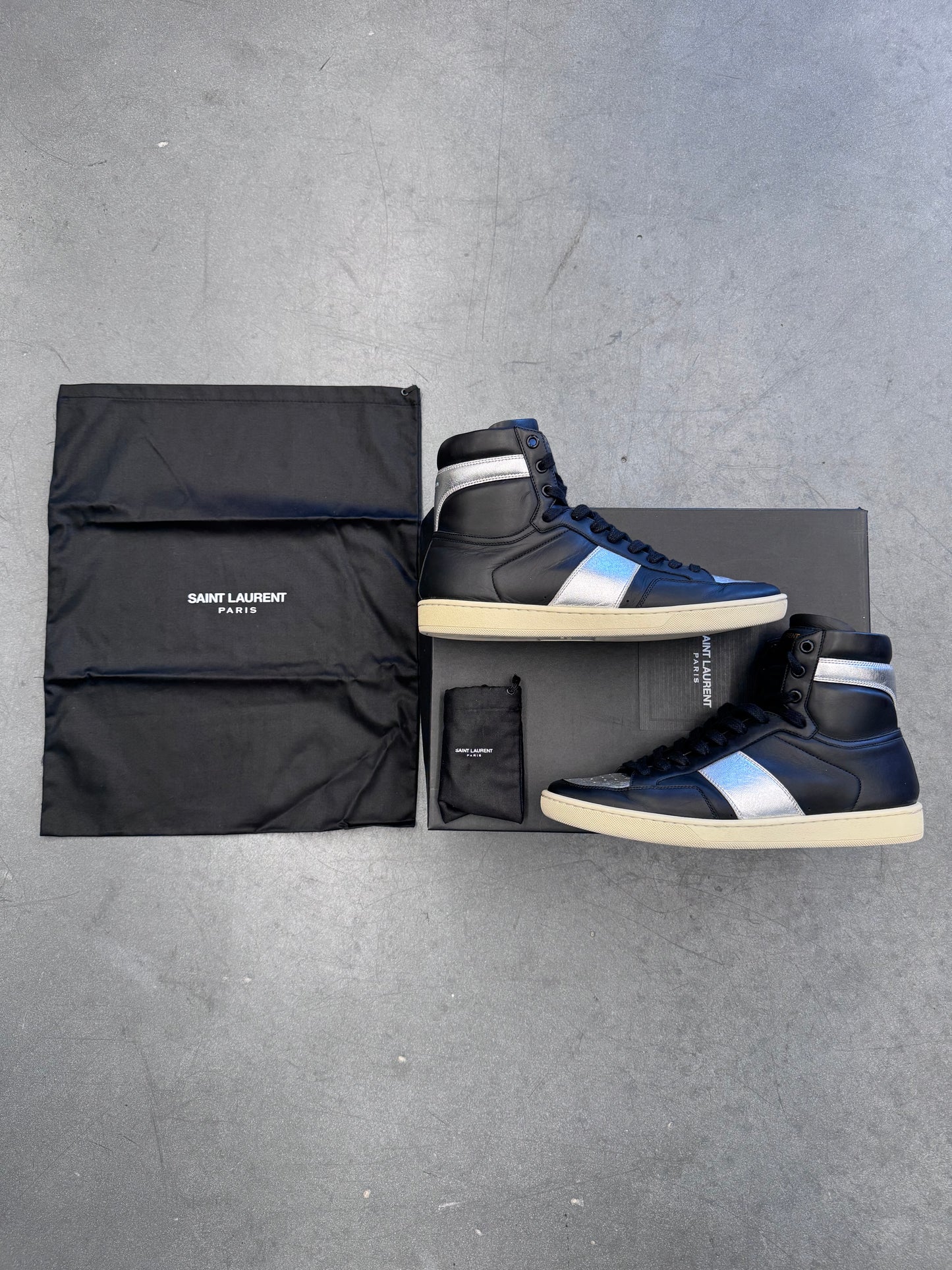 SIZE 40.5 YSL SAINT LAURENT PARIS HI TOP LEATHER SNEAKERS BLACK/SILVER (PRE-OWNED WITH BOX)