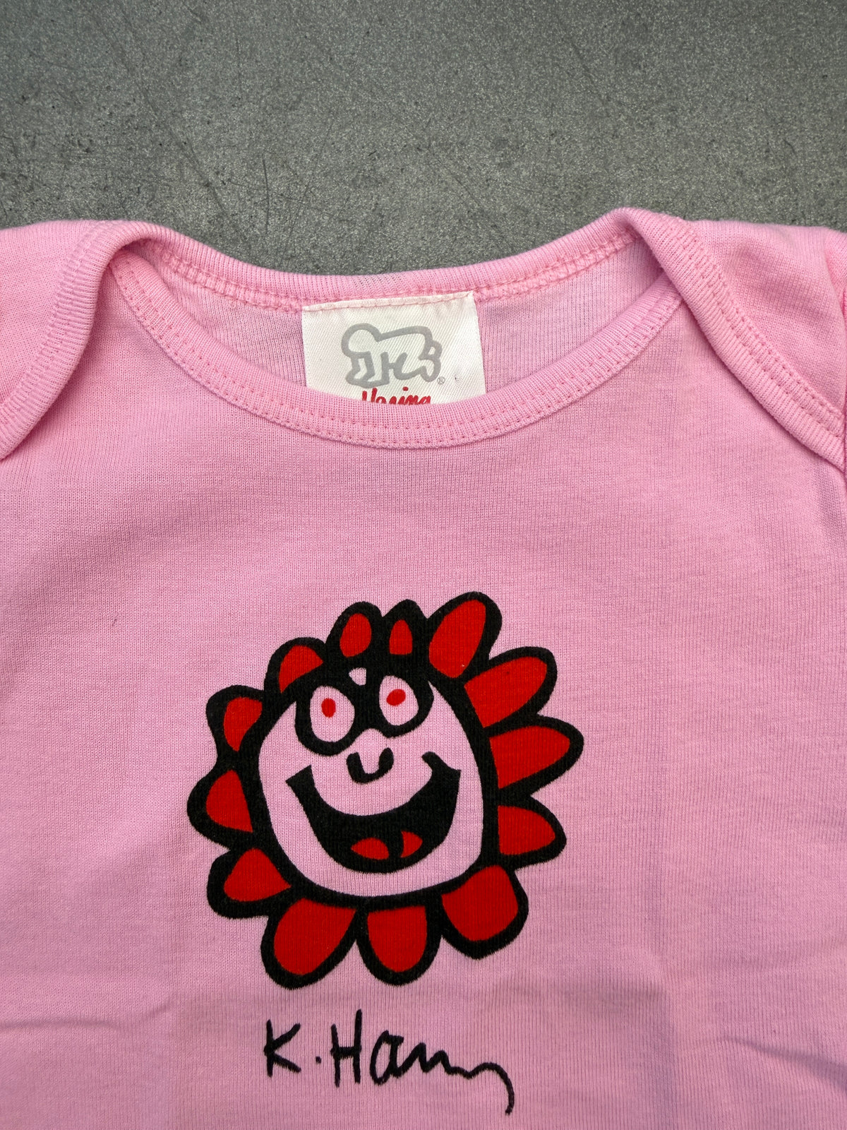 Y2K VINTAGE KEITH HARING SMILING FLOWER BABY TEE (HARING BABY TAG)