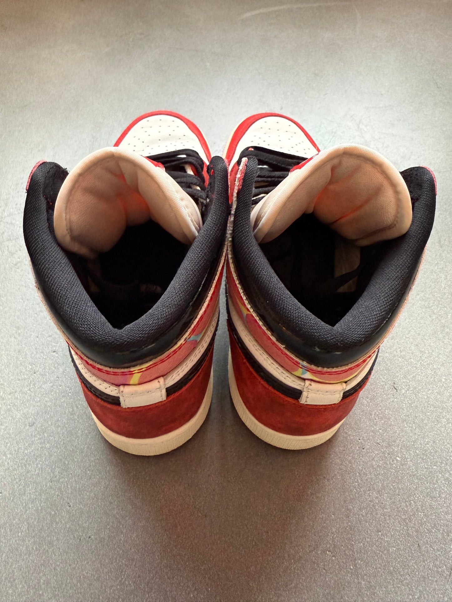 2023 SIZE 5.5Y JORDAN 1 RETRO HIGH OG SPIDER-MAN ACROSS THE SPIDER-VERSE (GS) (PRE-OWNED NO BOX)