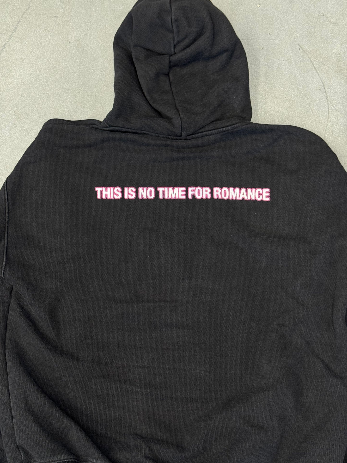 FW21 VETEMENTS NO ANGELS HOODIE - BLACK