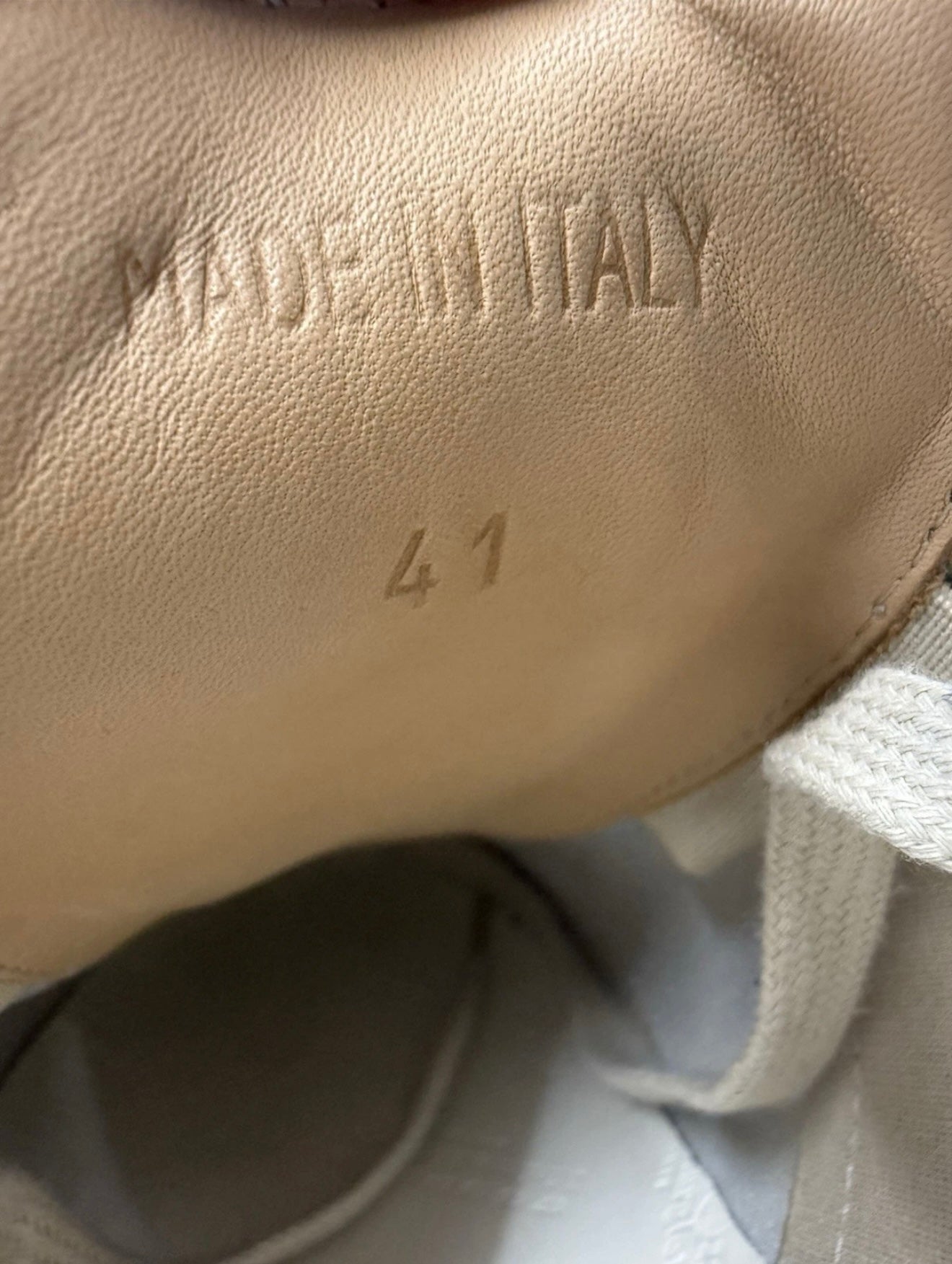 SIZE 41 MAISON MARGIELA REPLICA SNEAKERS - CLOUD (PRE-OWNED WITH BOX)