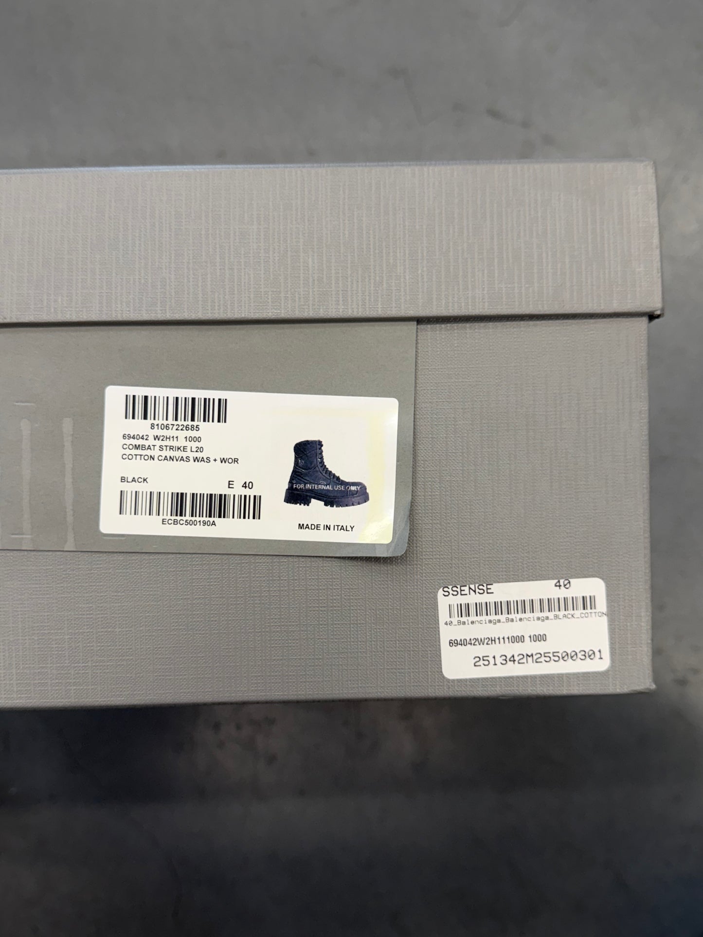 SIZE 40 BALENCIAGA COMBAT STRIKE DISTRESSED BOOTS (PRE-OWNED WITH BOX)