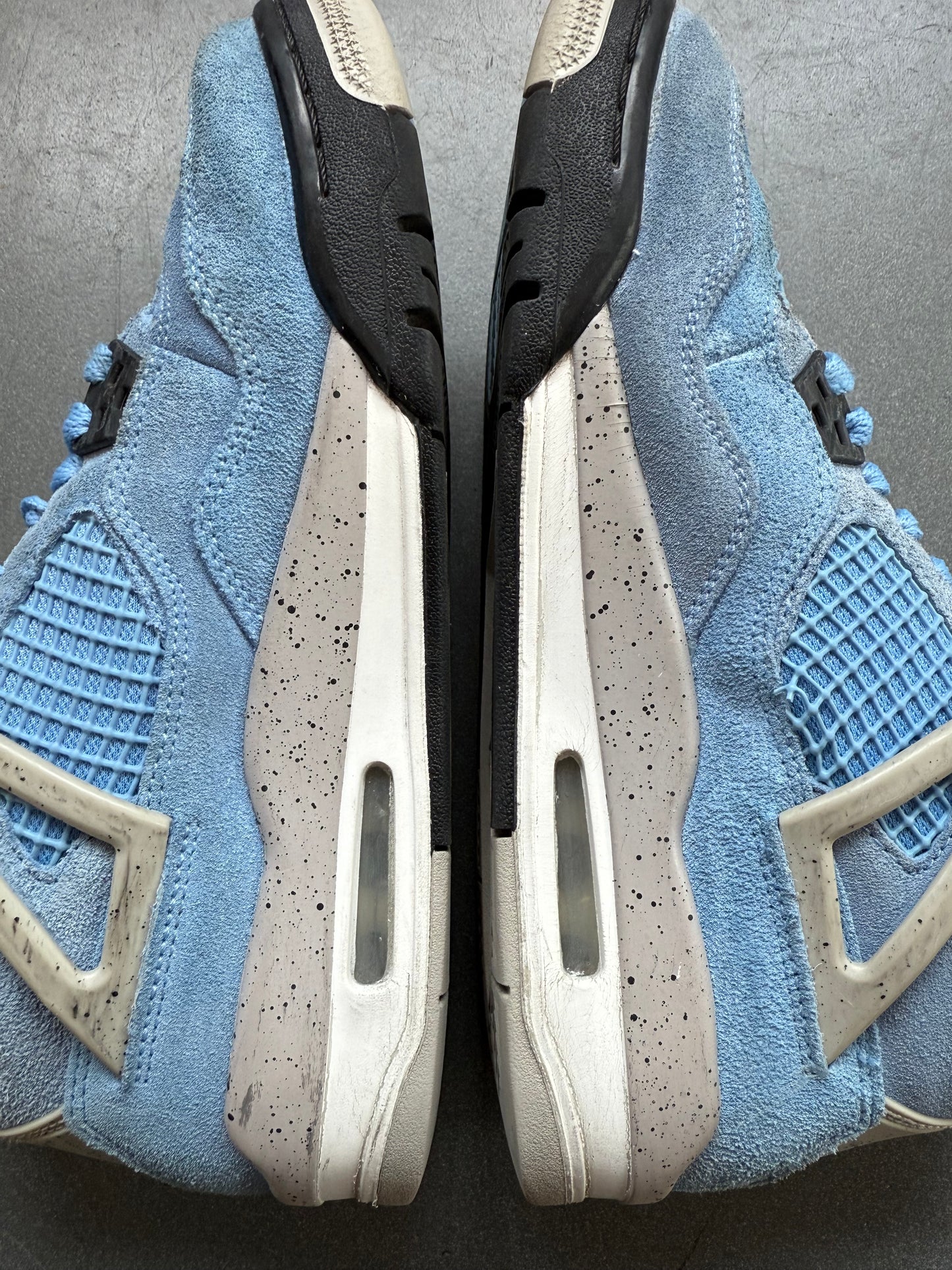 2021 SIZE 6Y JORDAN 4 RETRO UNIVERSITY BLUE (GS) (PRE-OWNED NO BOX)