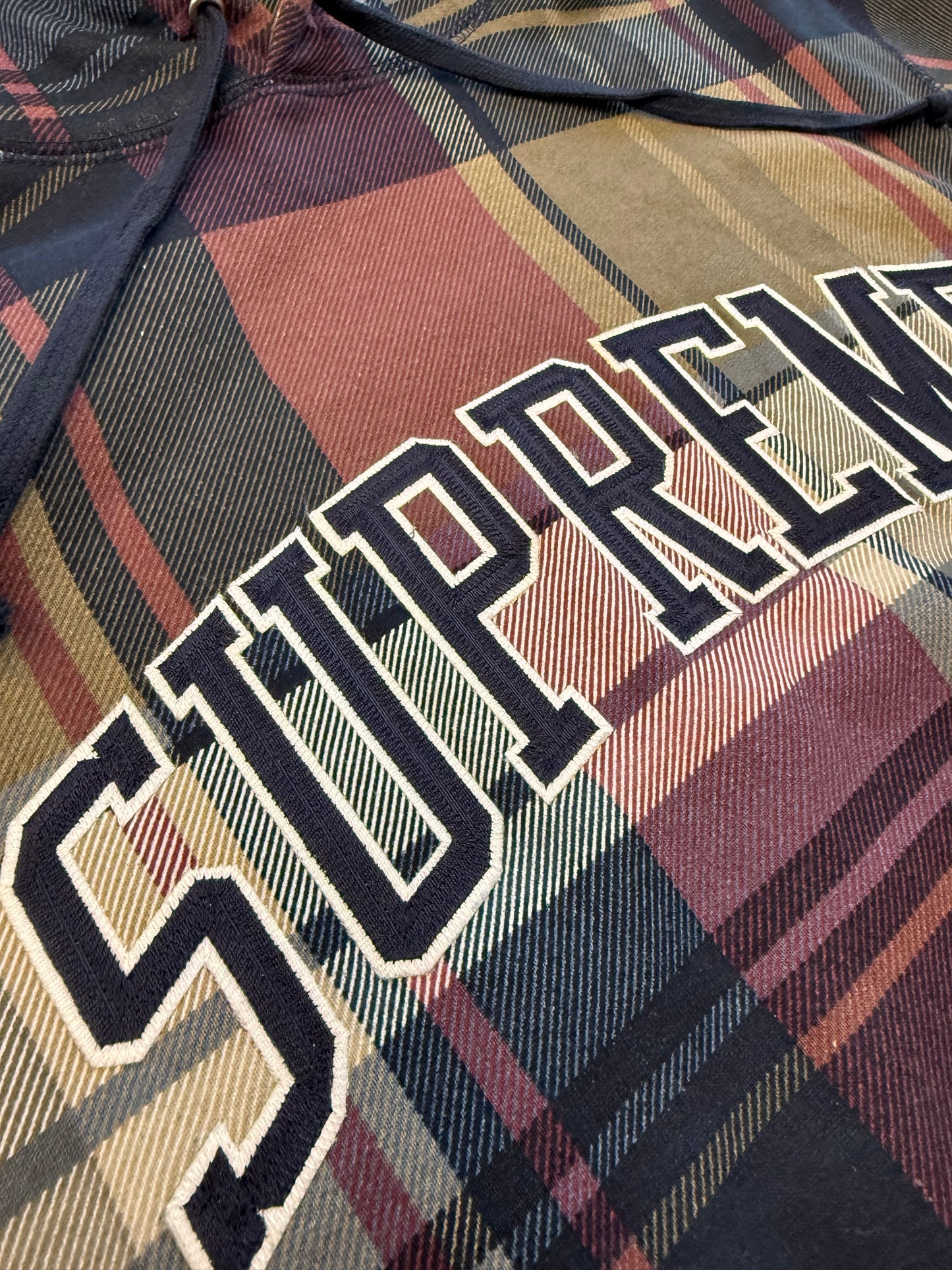 FW14 SUPREME ARC LOGO PLAID HOODIE