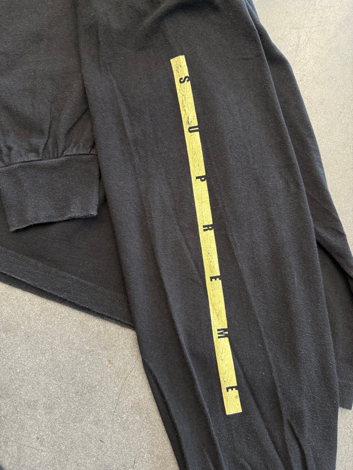 FW18 SUPREME 1994 L/S TEE - BLACK
