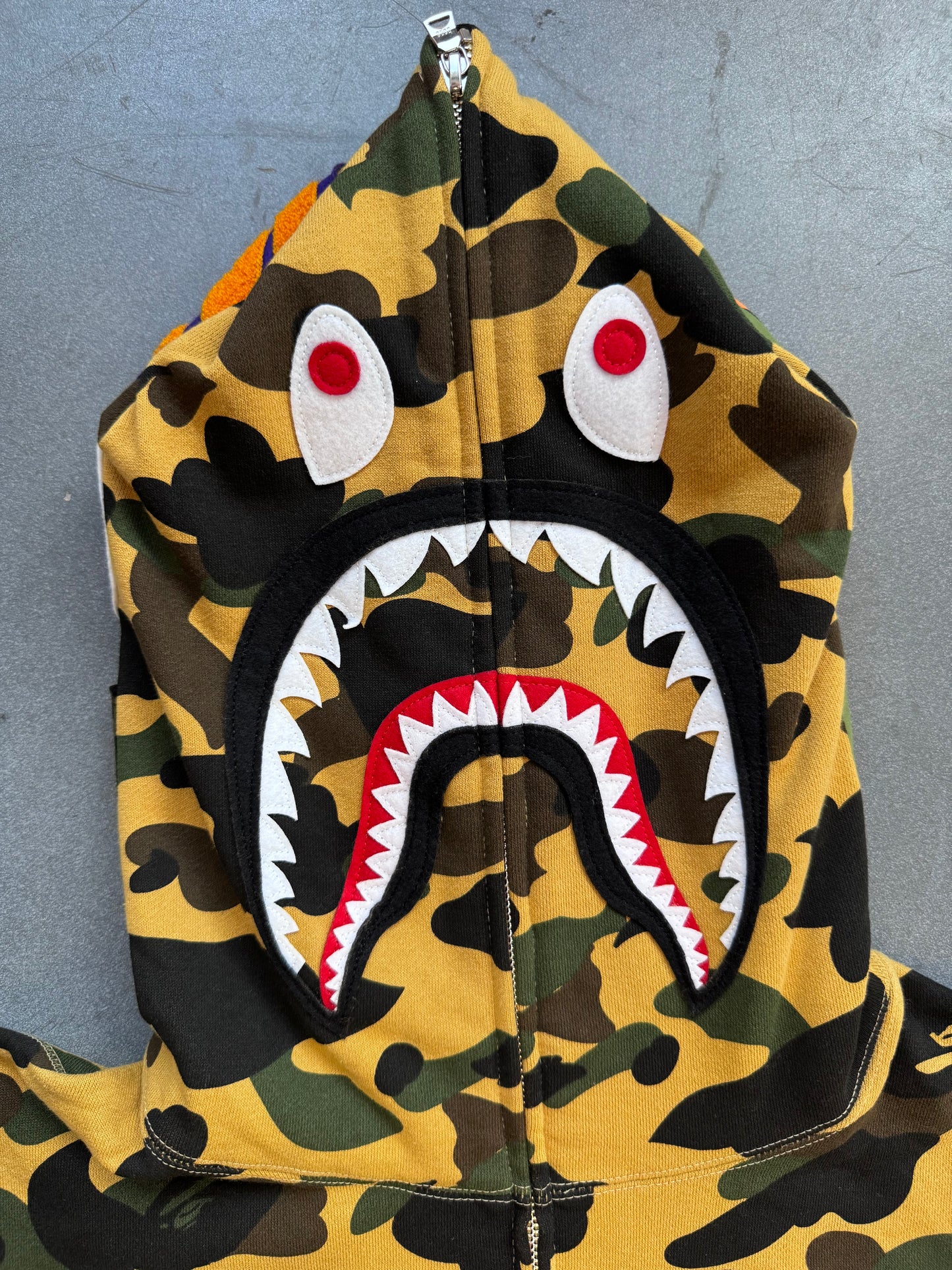 A BATHING APE BAPE 1ST CAMO SHARK FULL ZIP HOODIE - YELLOW (XL) (NWT)
