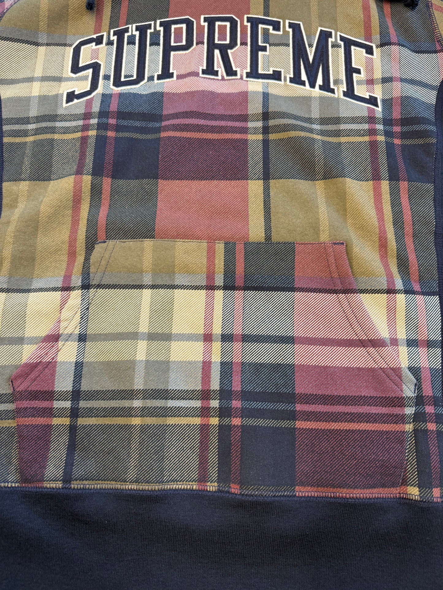FW14 SUPREME ARC LOGO PLAID HOODIE